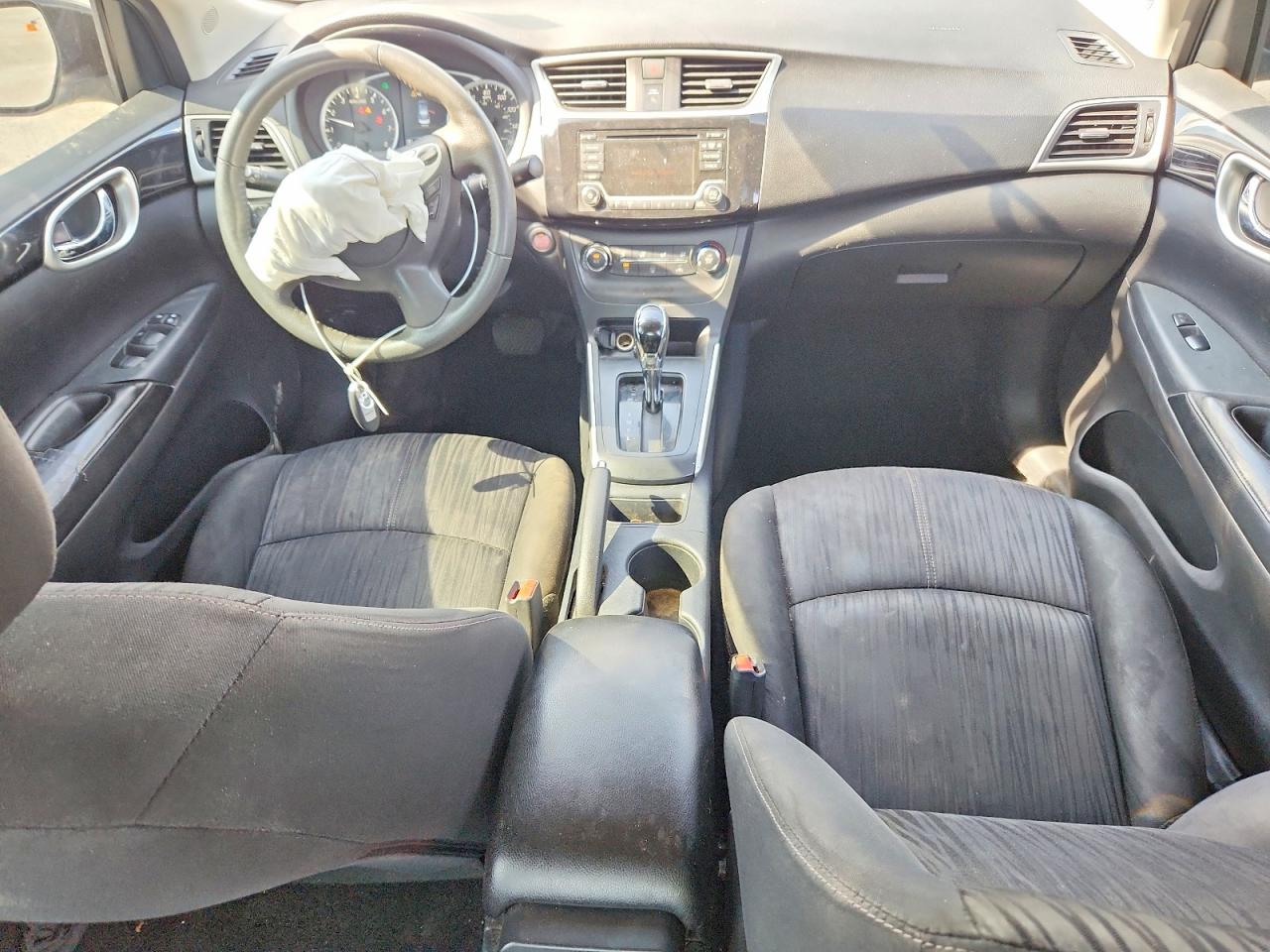 2017 Nissan Sentra Sv Серебряный vin: 3N1AB7AP8HY332176