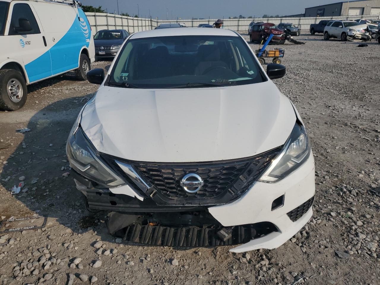 2018 Nissan Sentra S White vin: 3N1AB7AP8JY232309