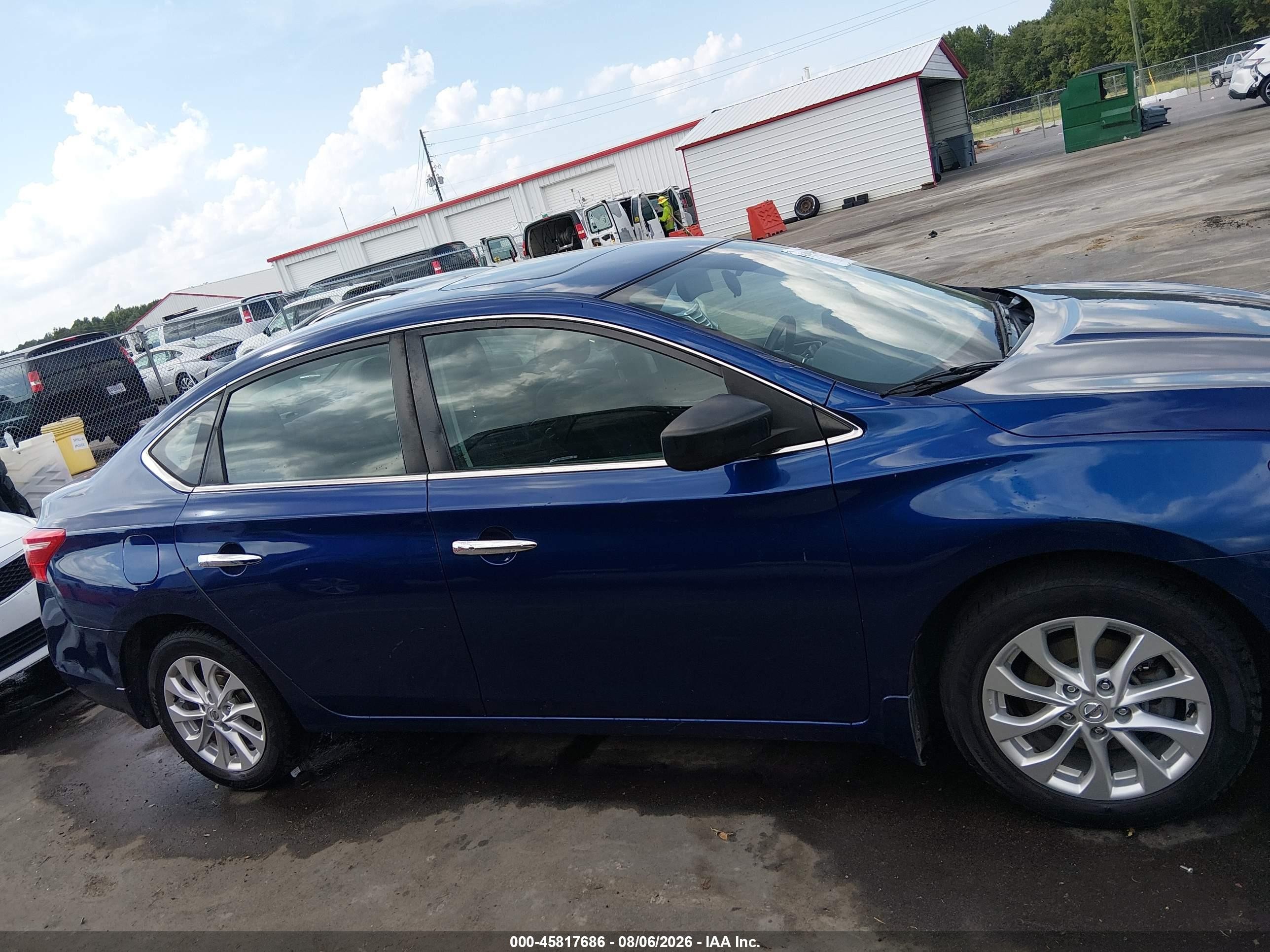 2018 Nissan Sentra Sv Blue vin: 3N1AB7AP8JY268470