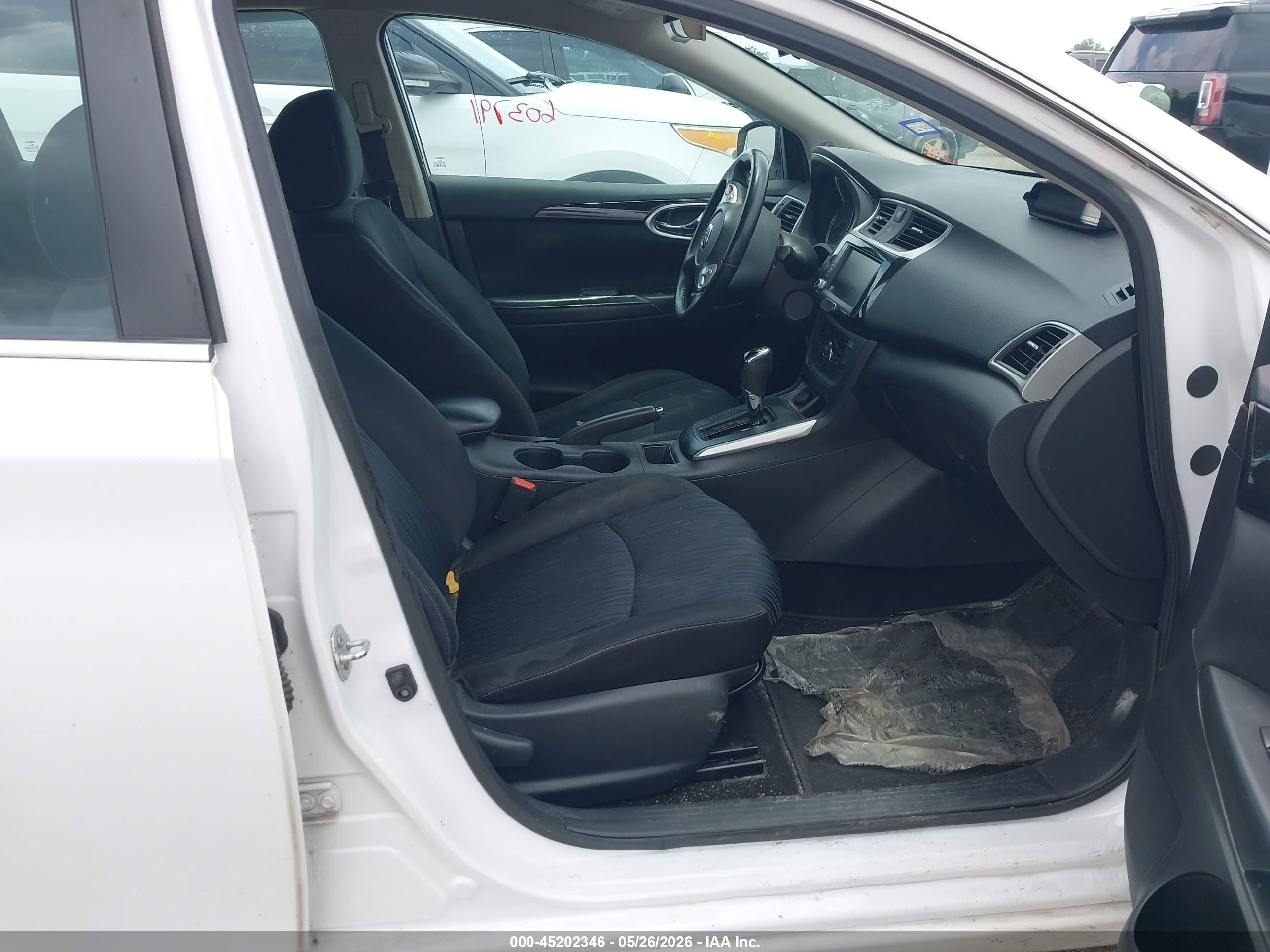 2019 Nissan Sentra Sv Белый vin: 3N1AB7AP8KL603791