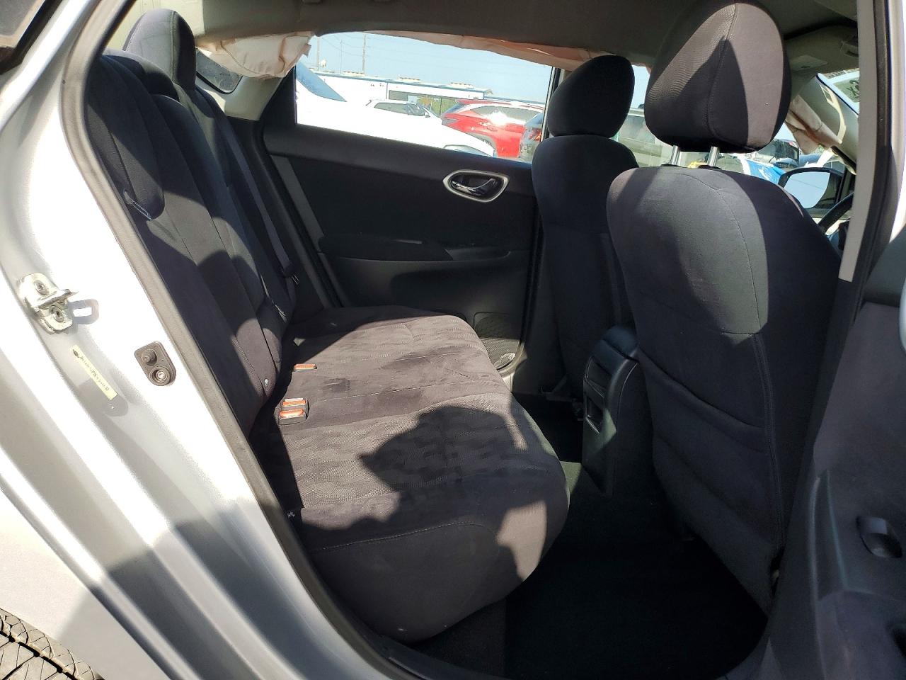 2013 Nissan Sentra S Серебряный vin: 3N1AB7AP9DL631537