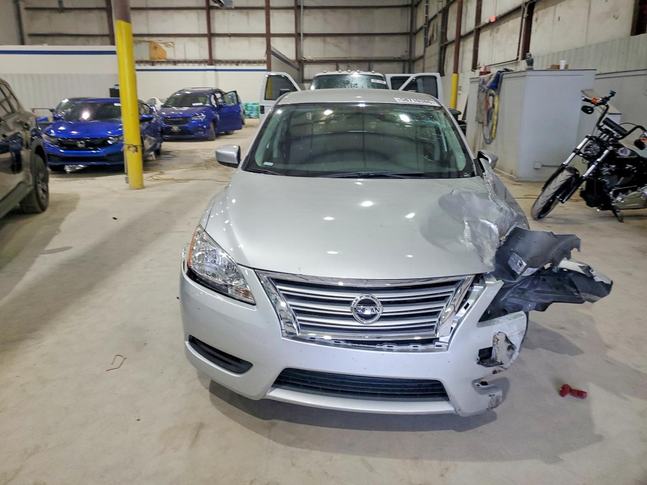 2013 Nissan Sentra Silver vin: 3N1AB7AP9DL633241