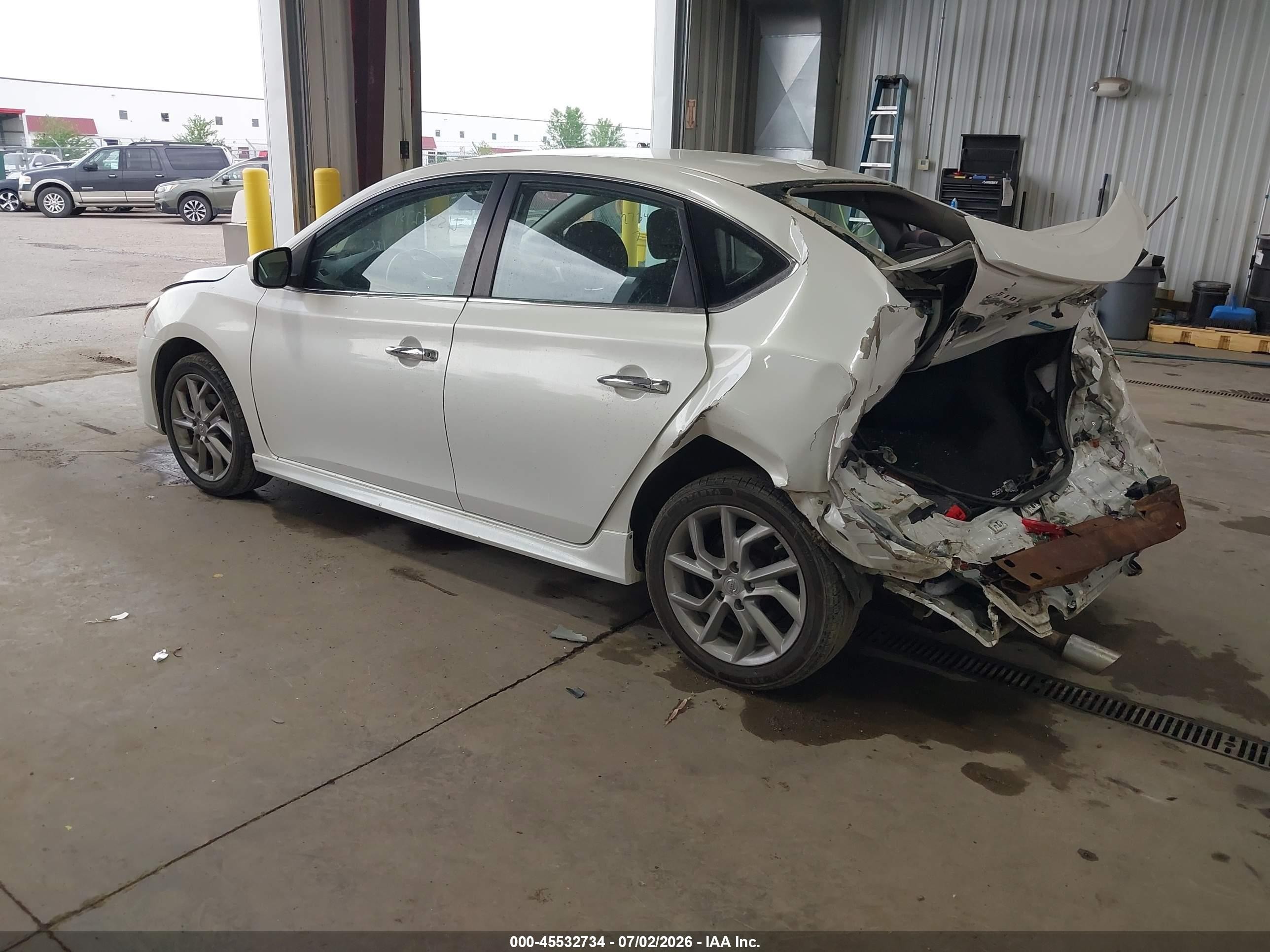 2013 Nissan Sentra Sr Белый vin: 3N1AB7AP9DL766310