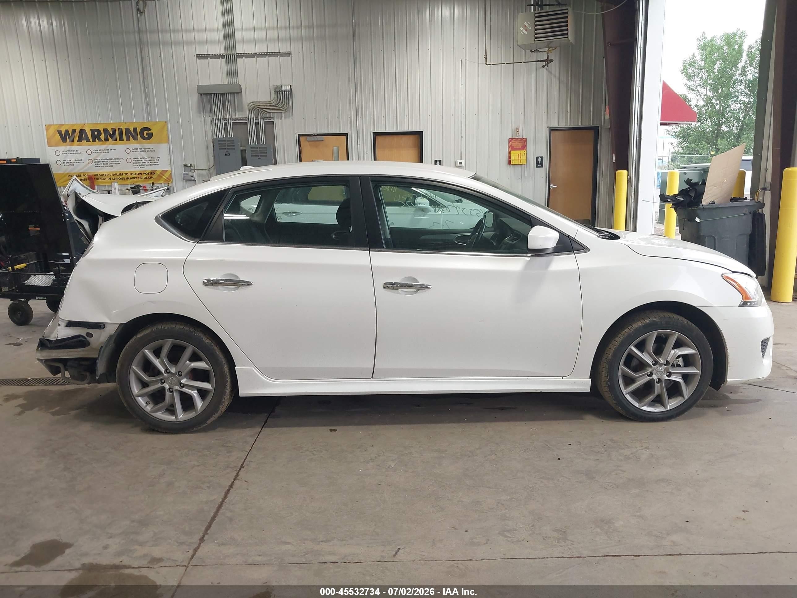 2013 Nissan Sentra Sr Белый vin: 3N1AB7AP9DL766310