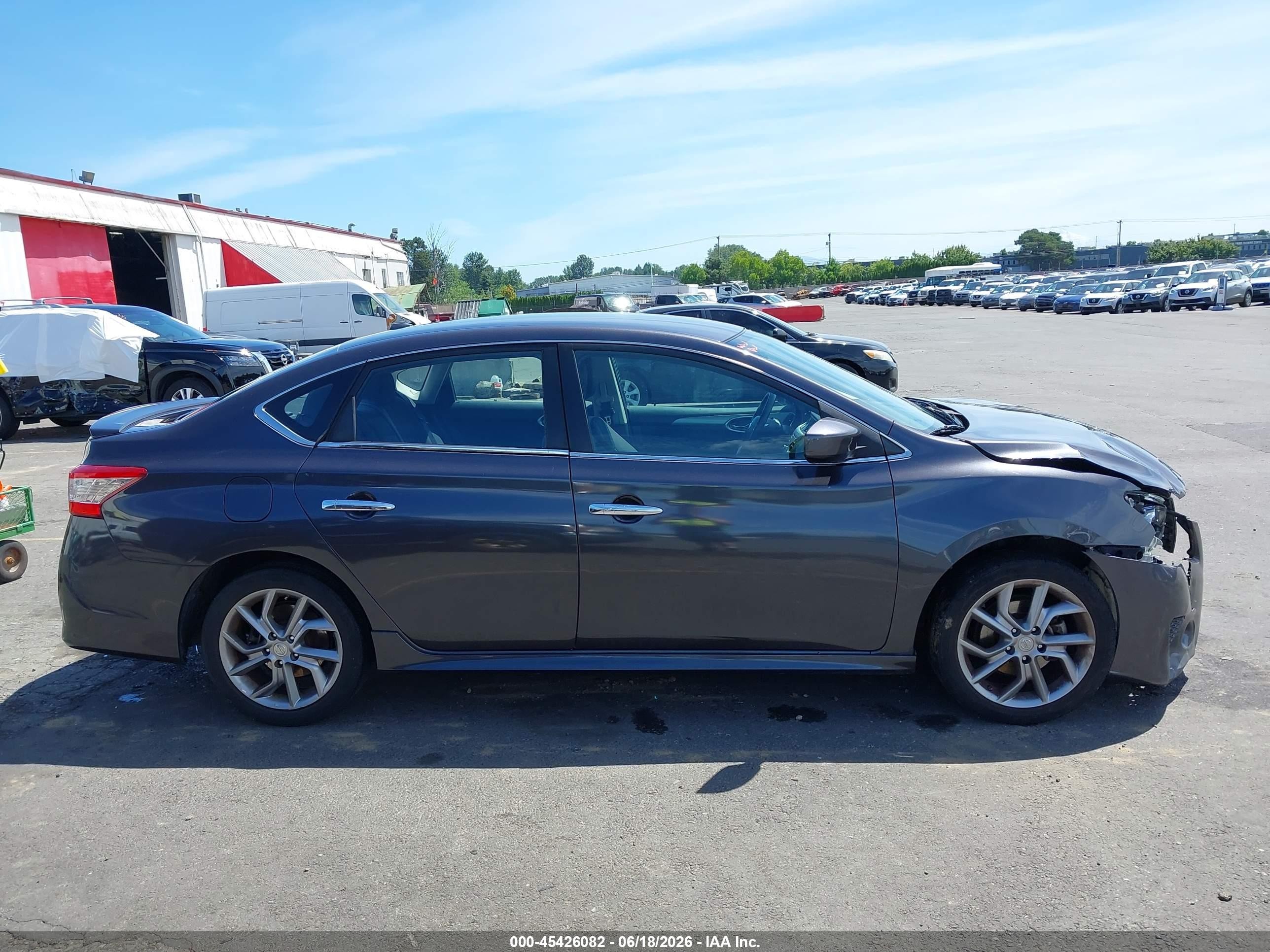 2014 Nissan Sentra Sr Серый vin: 3N1AB7AP9EL639073