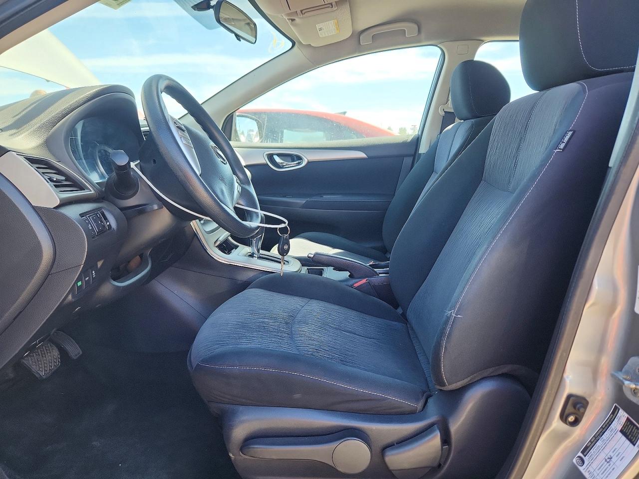 2014 Nissan Sentra Sv Silver vin: 3N1AB7AP9EL668153