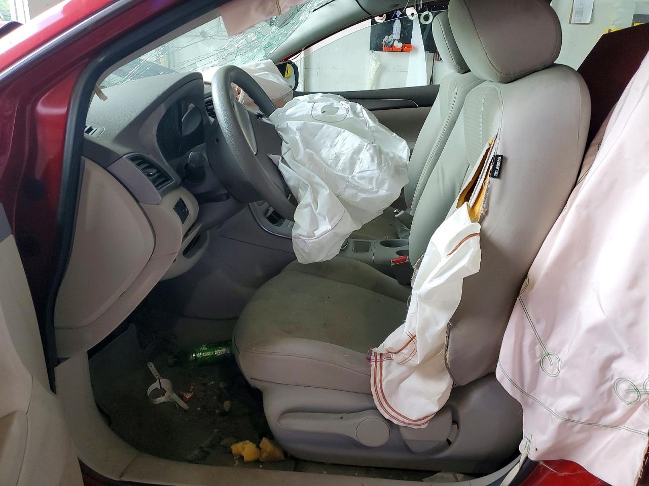 2014 Nissan Sentra S Red vin: 3N1AB7AP9EL685289