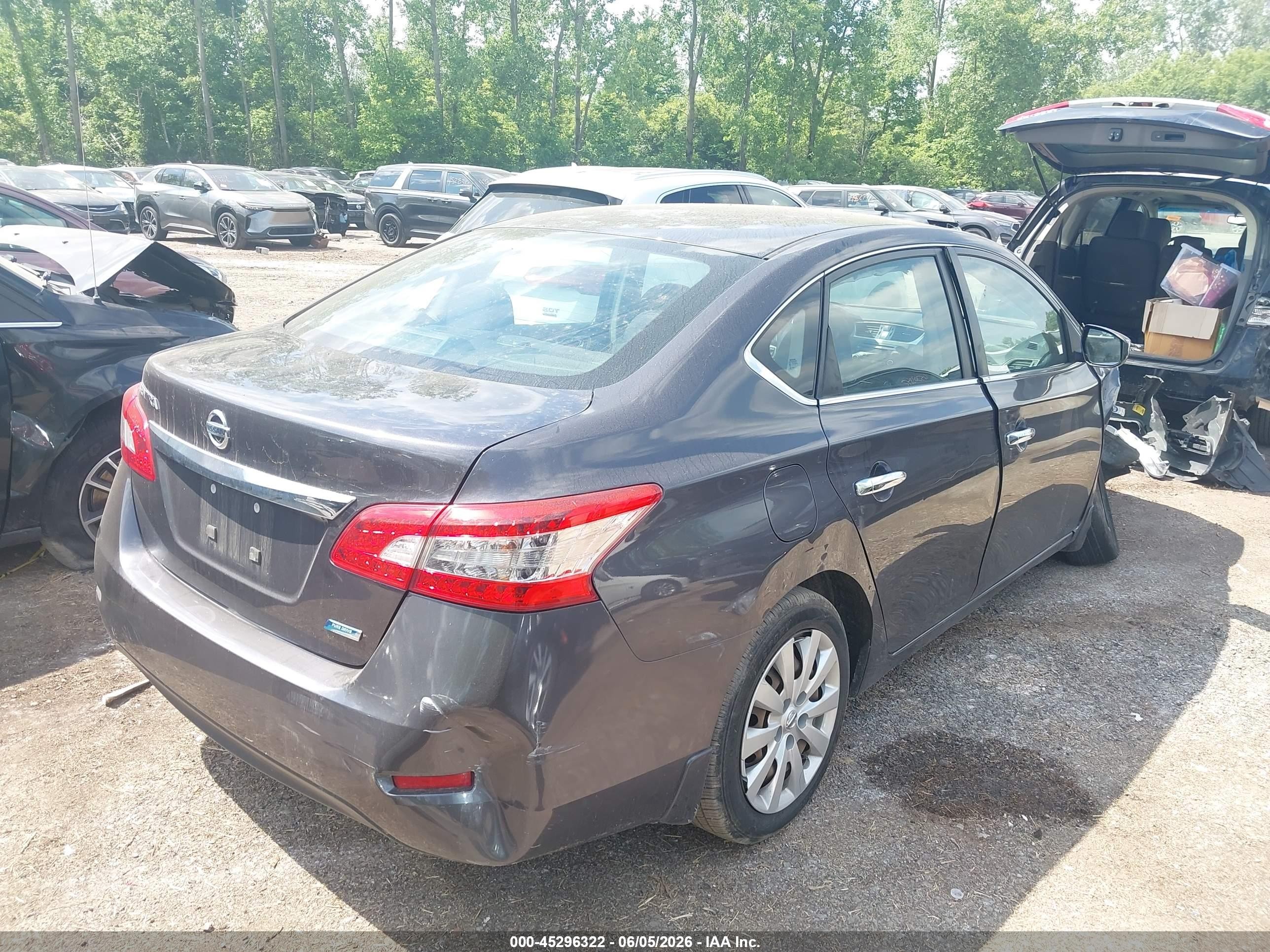 2014 Nissan Sentra S Серый vin: 3N1AB7AP9EL695952