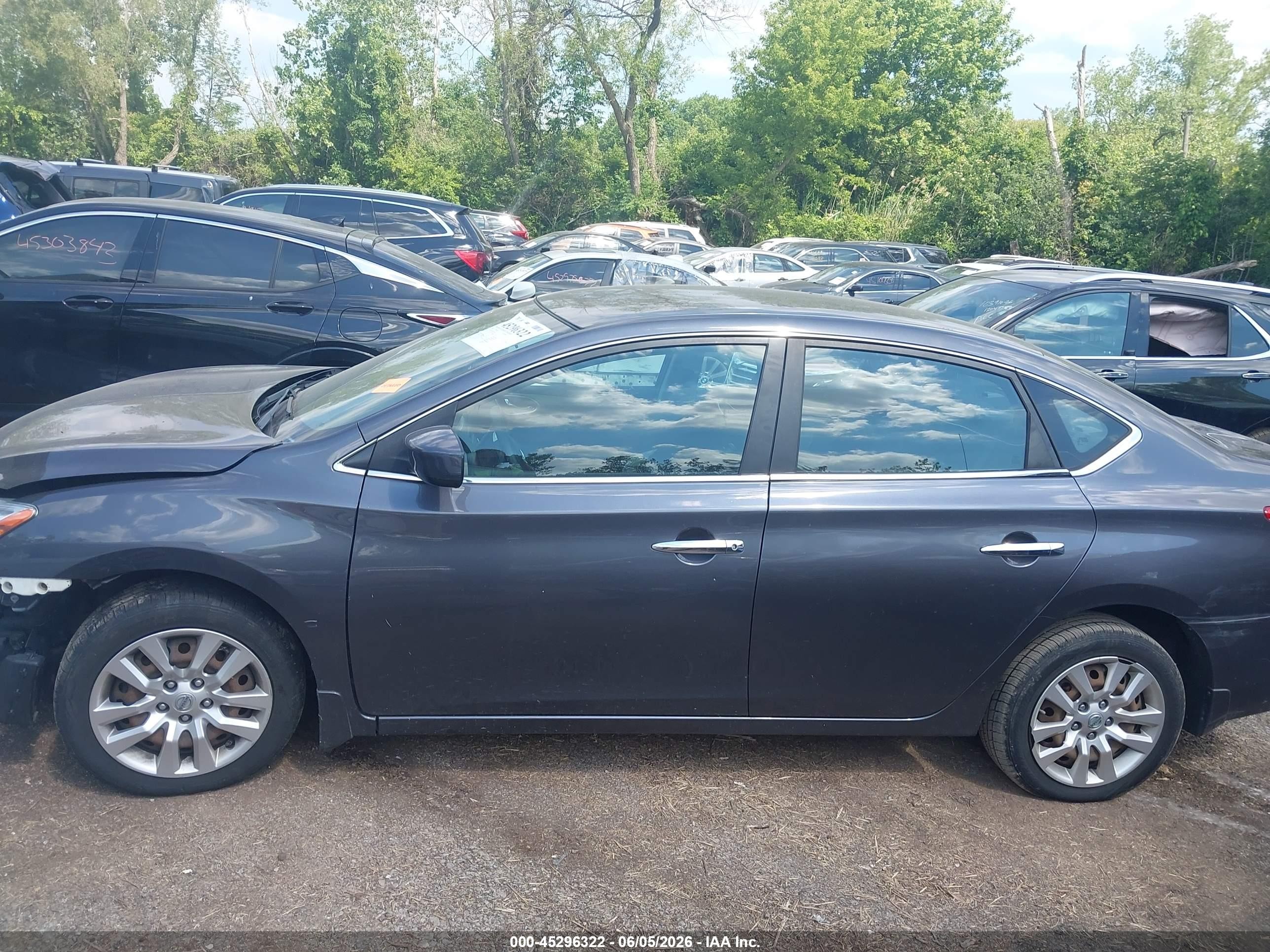 2014 Nissan Sentra S Серый vin: 3N1AB7AP9EL695952