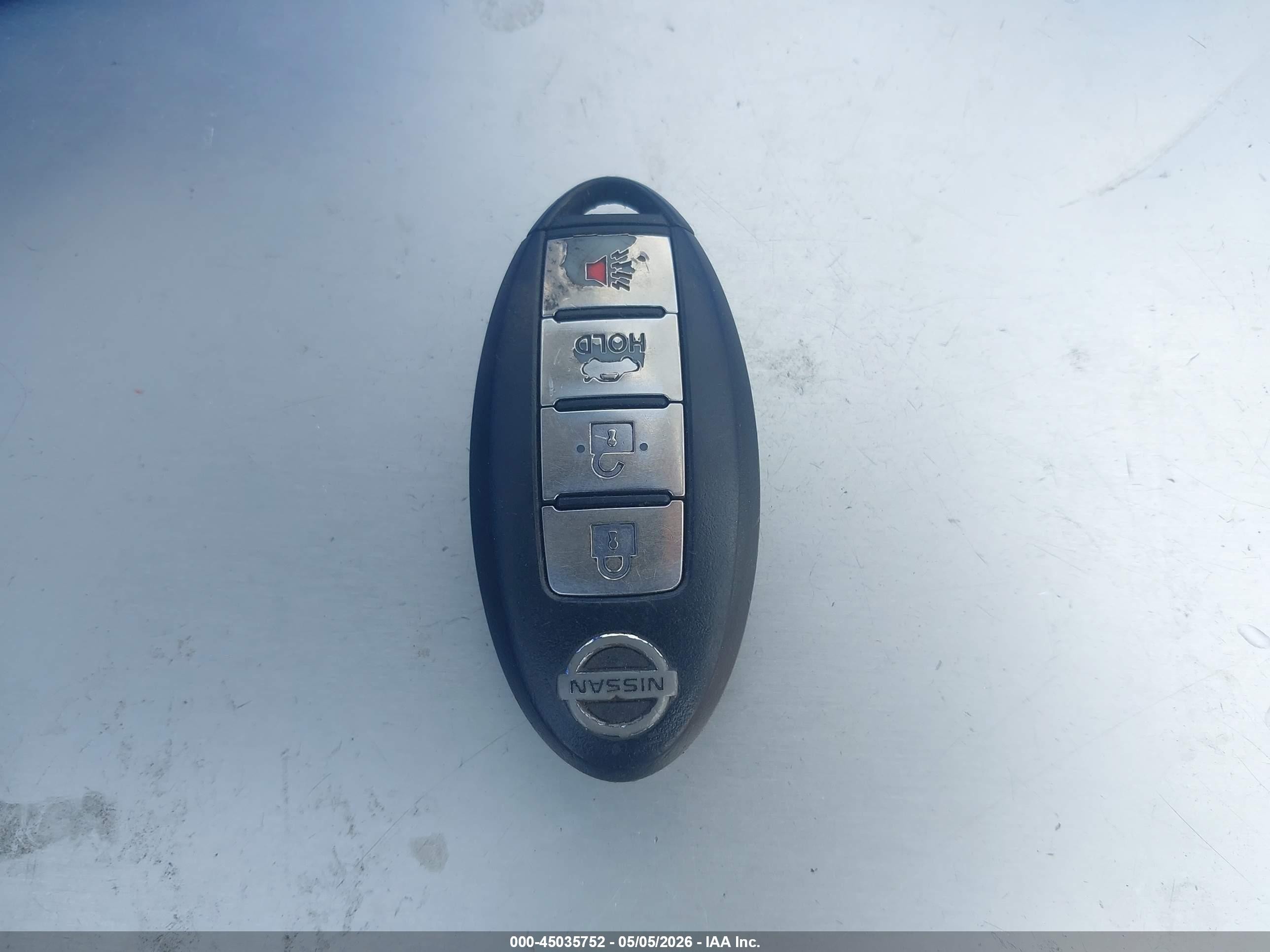 2014 Nissan Sentra Sr Silver vin: 3N1AB7AP9EY233202