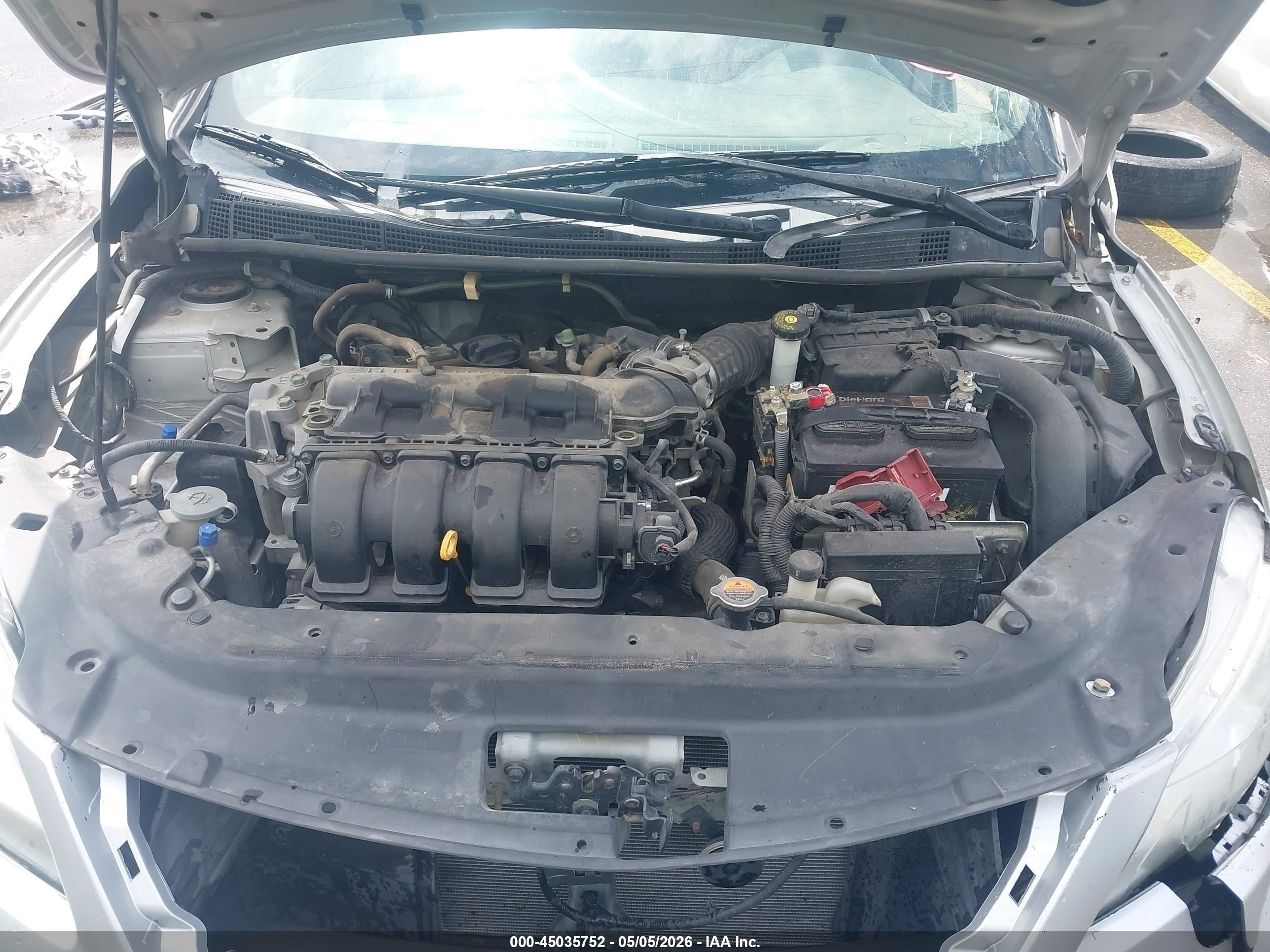 2014 Nissan Sentra Sr Silver vin: 3N1AB7AP9EY233202