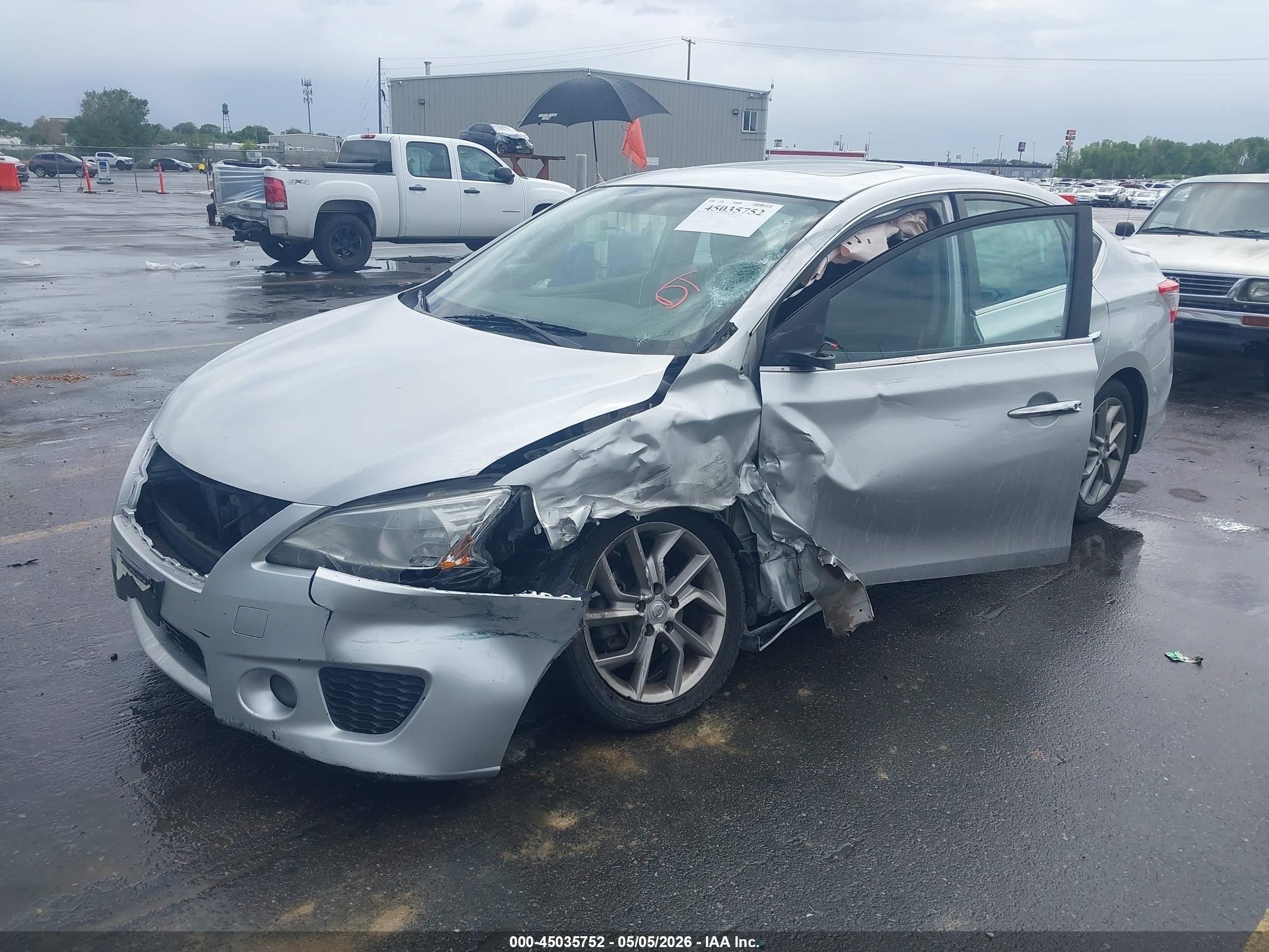 2014 Nissan Sentra Sr Silver vin: 3N1AB7AP9EY233202