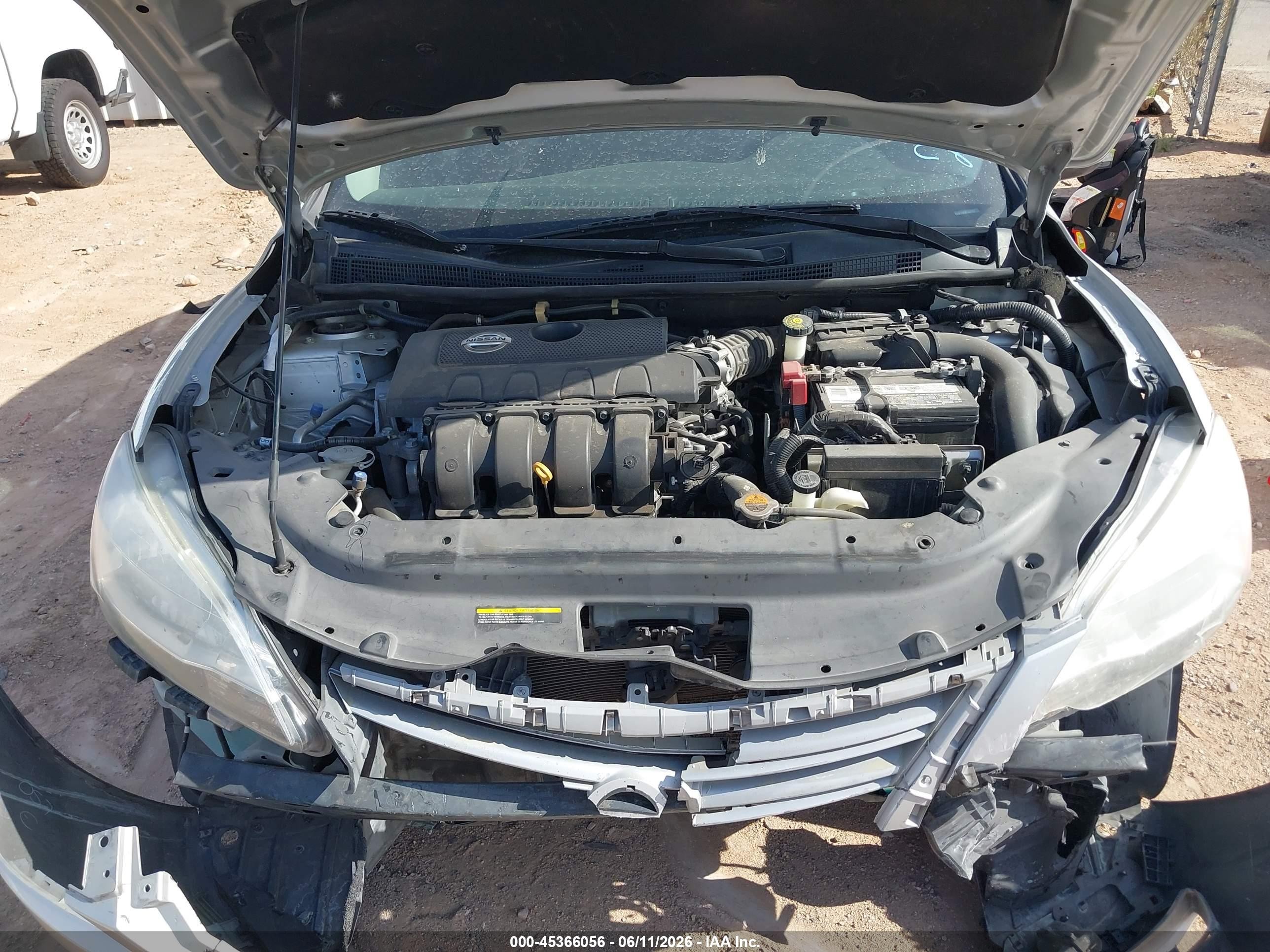 2014 Nissan Sentra Sv Серебряный vin: 3N1AB7AP9EY237654