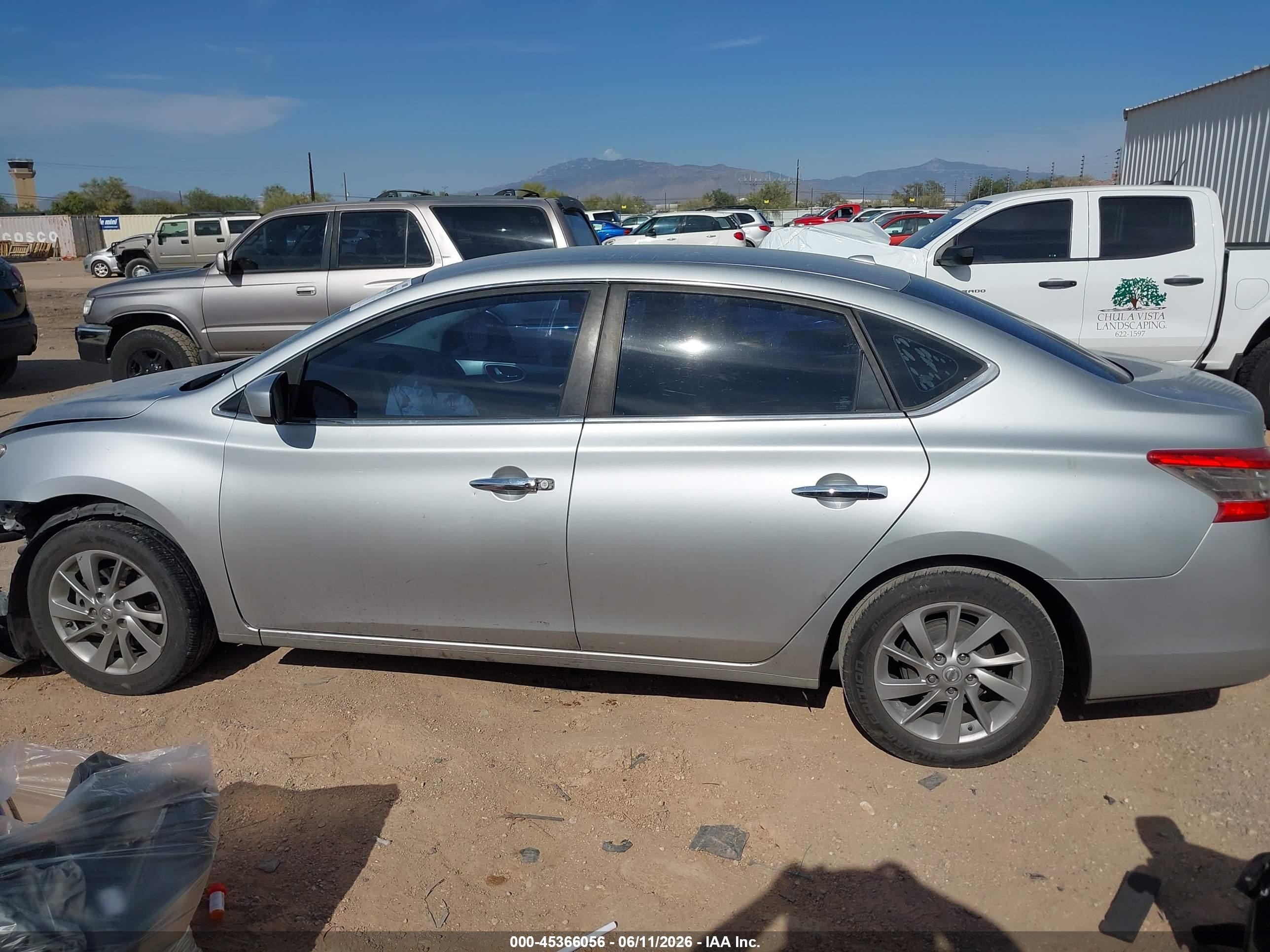 2014 Nissan Sentra Sv Серебряный vin: 3N1AB7AP9EY237654