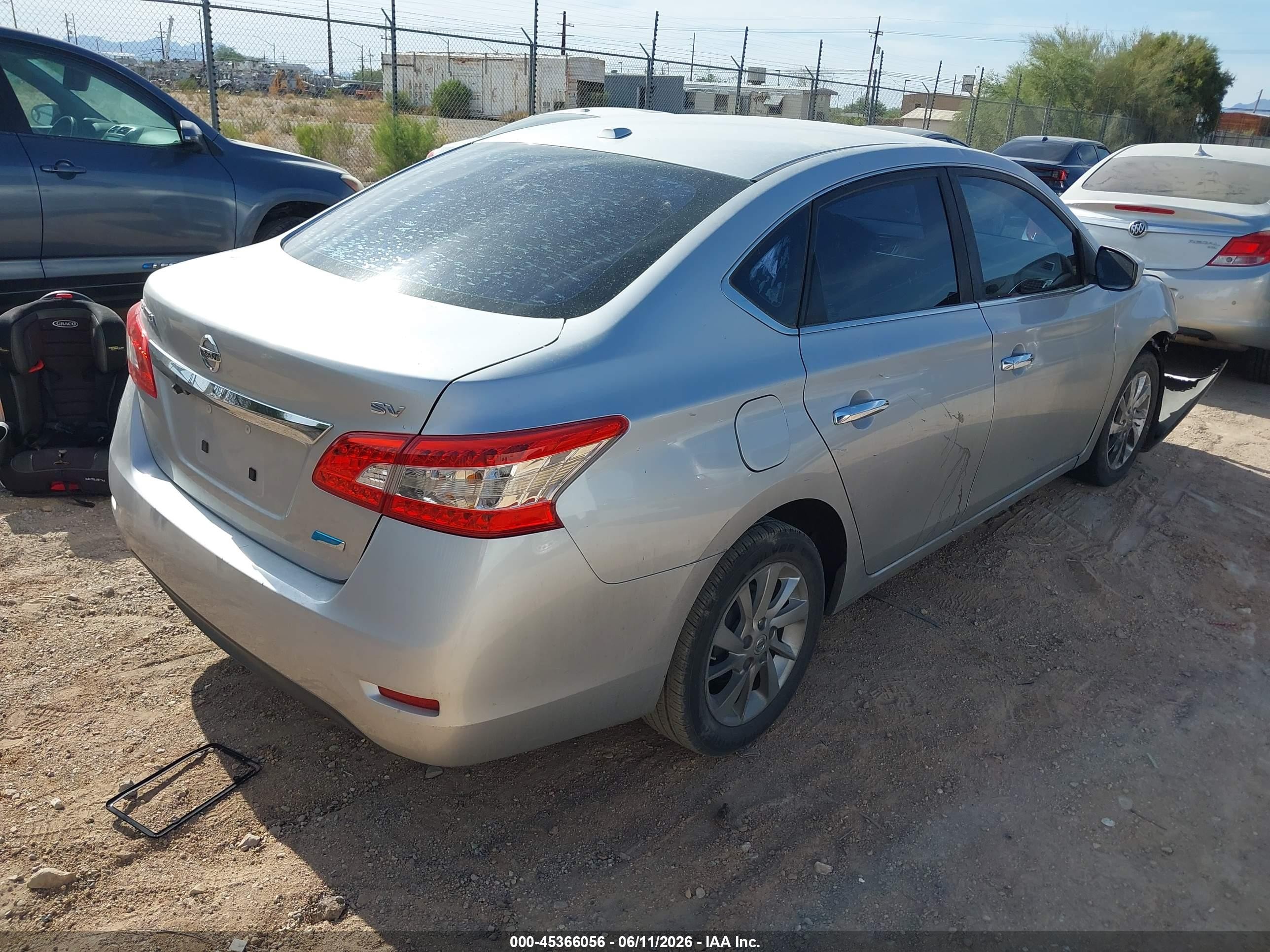 2014 Nissan Sentra Sv Серебряный vin: 3N1AB7AP9EY237654
