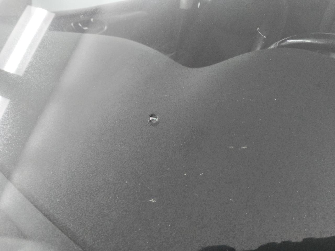 2014 Nissan Sentra Sr Blue vin: 3N1AB7AP9EY303412 Damage: Windshield, Broken, Replacement Required