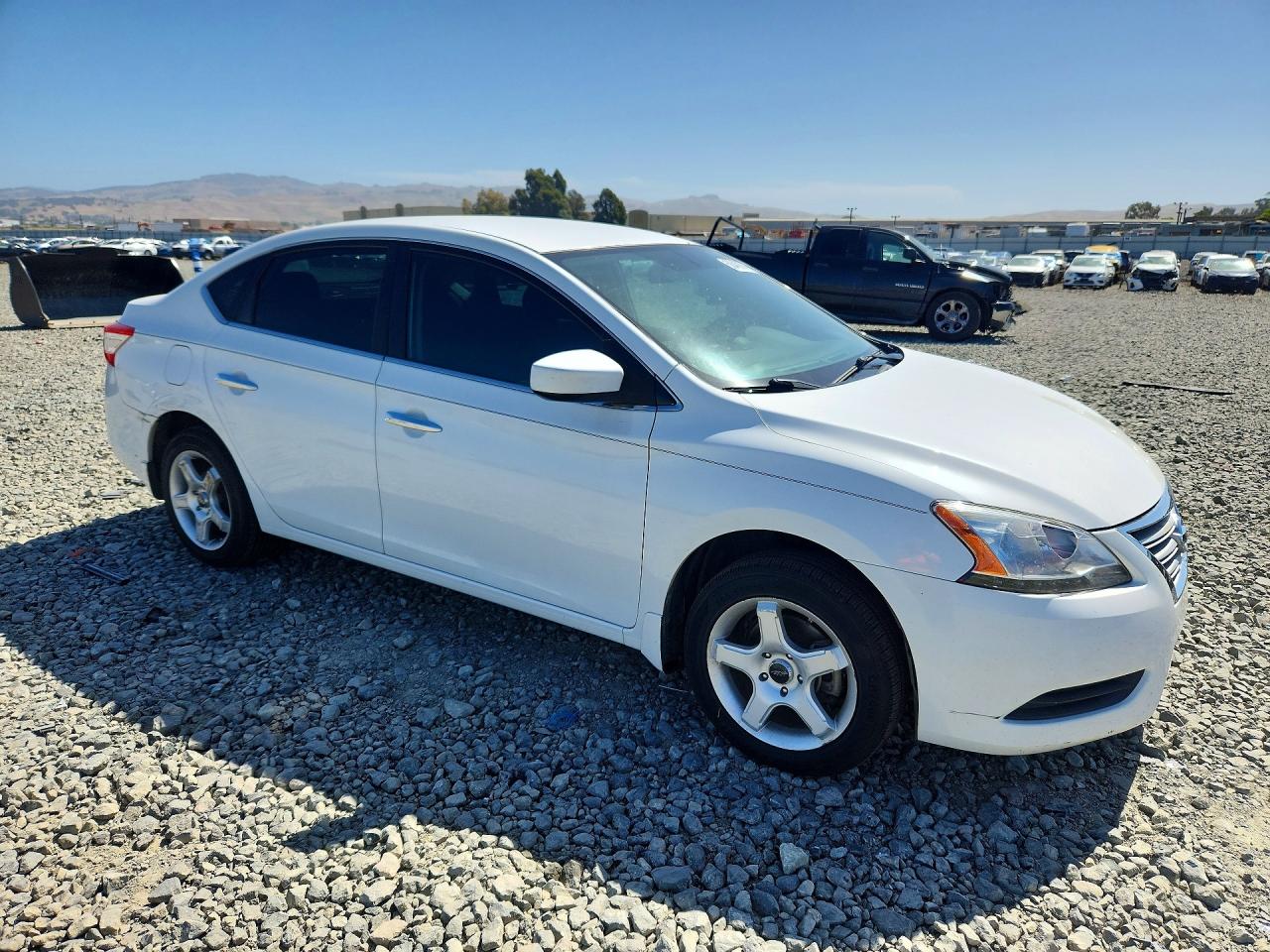 2014 Nissan Sentra S White vin: 3N1AB7AP9EY304429
