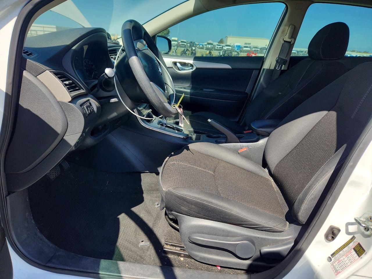 2014 Nissan Sentra S White vin: 3N1AB7AP9EY304429