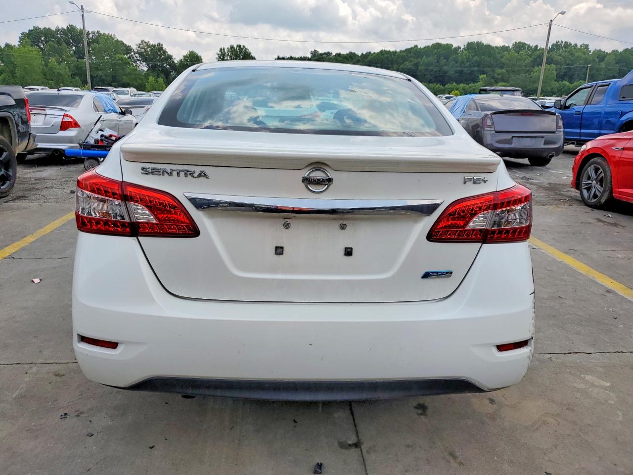 2014 Nissan Sentra Fe+ Sv White vin: 3N1AB7AP9EY318718