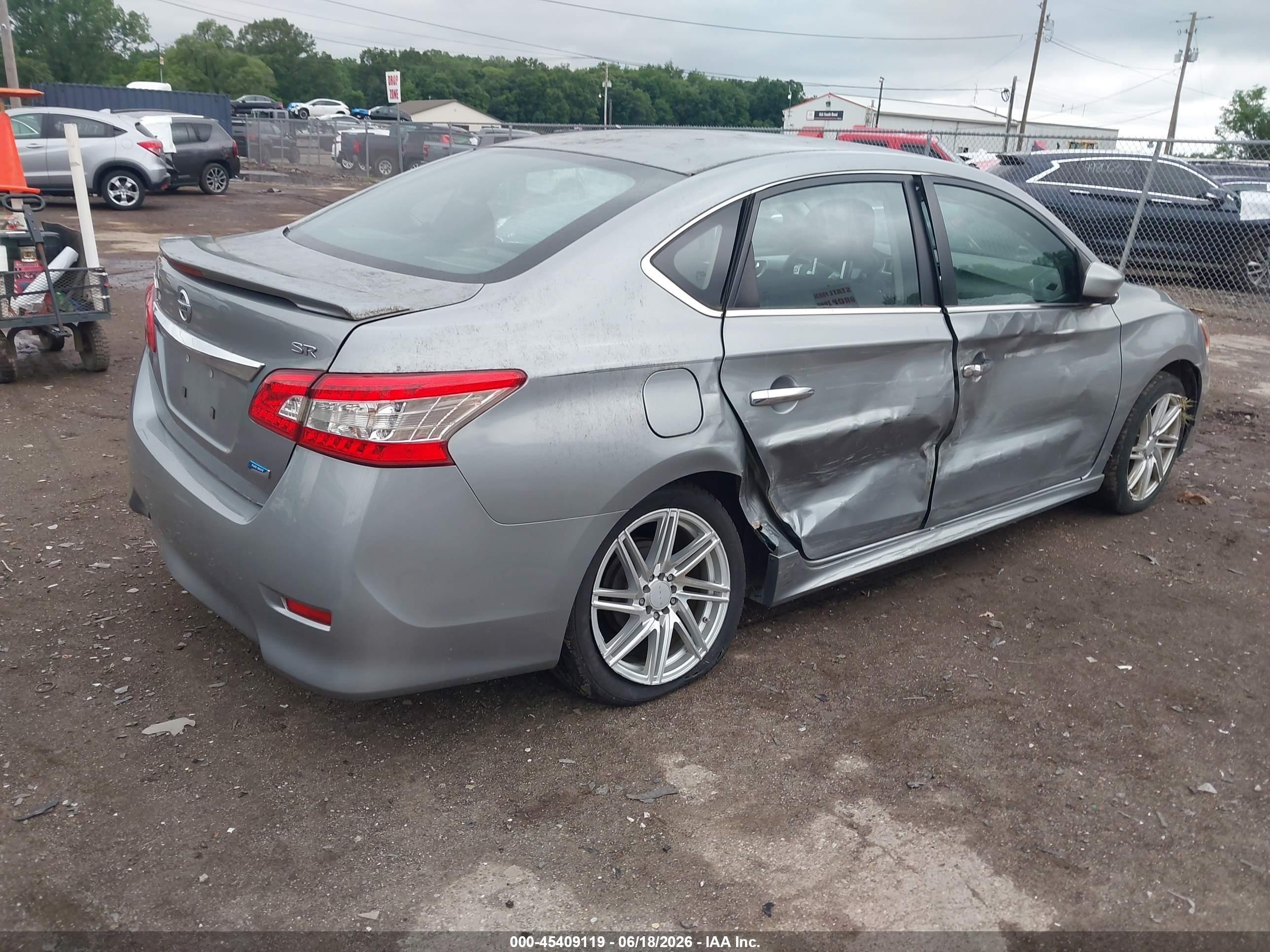 2014 Nissan Sentra Sr Gray vin: 3N1AB7AP9EY320016