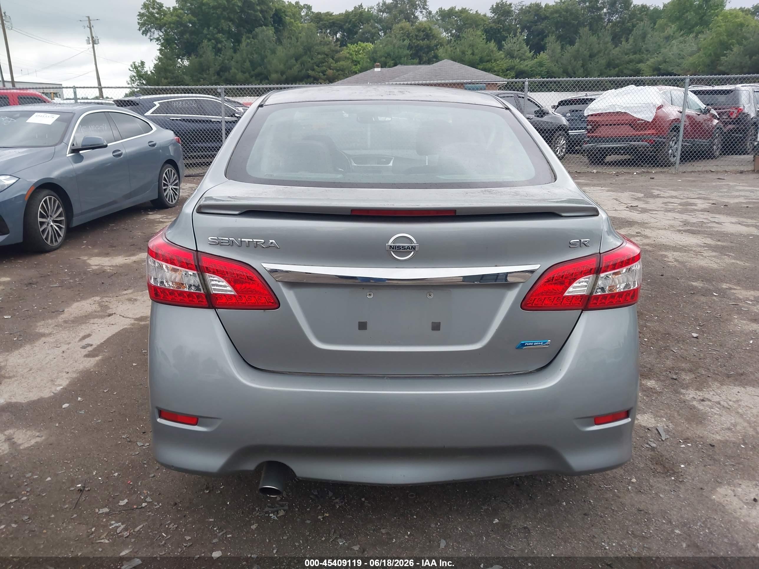 2014 Nissan Sentra Sr Gray vin: 3N1AB7AP9EY320016