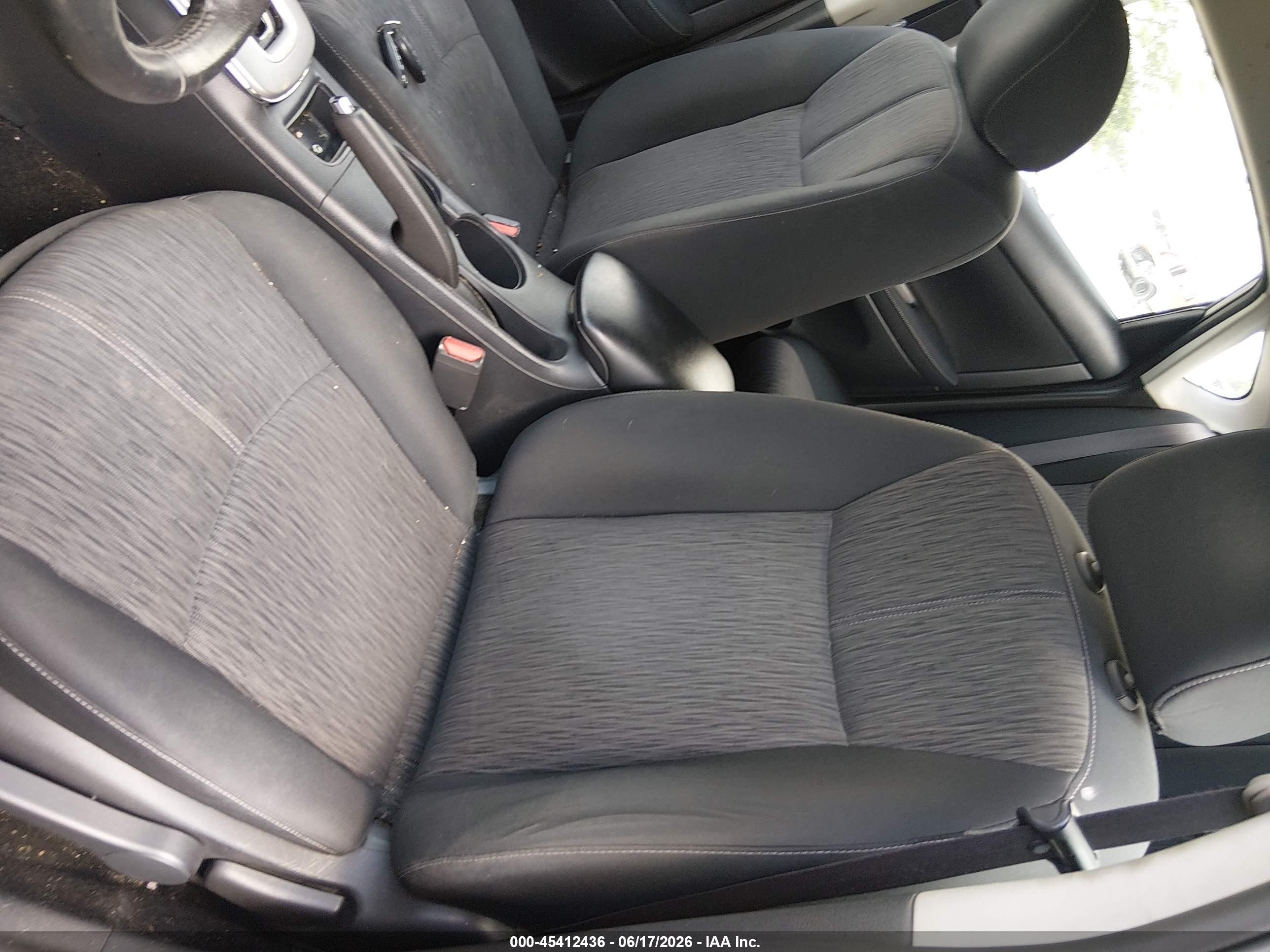 2015 Nissan Sentra Fe+ S/s/sl/sr/sv Серый vin: 3N1AB7AP9FL662824