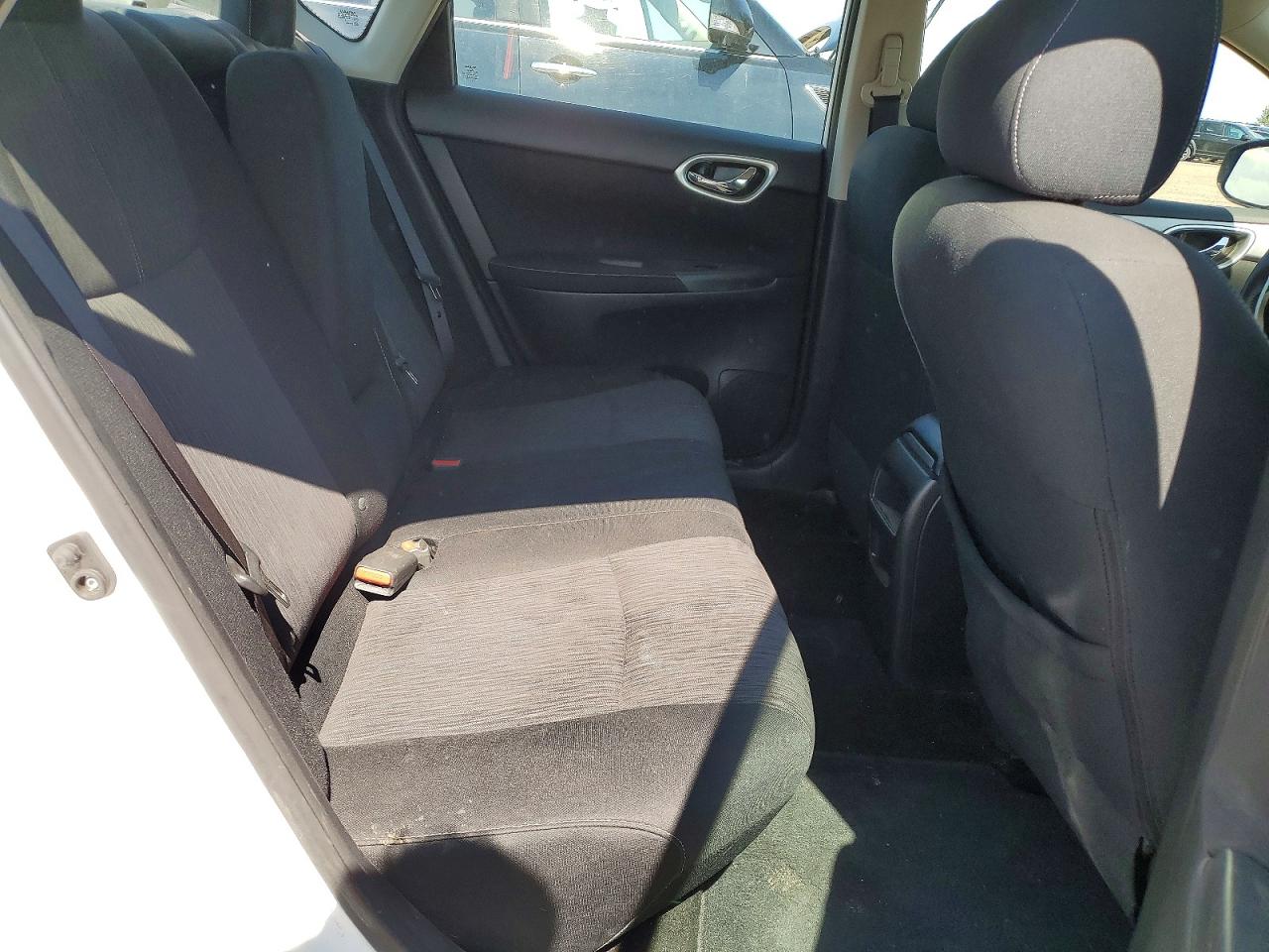 2015 Nissan Sentra S White vin: 3N1AB7AP9FL664136