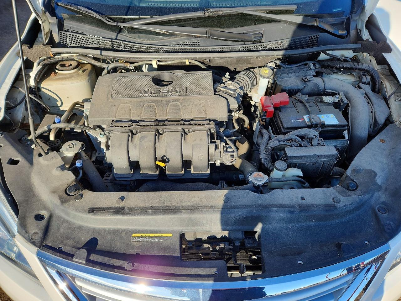 2015 Nissan Sentra Белый vin: 3N1AB7AP9FL676254