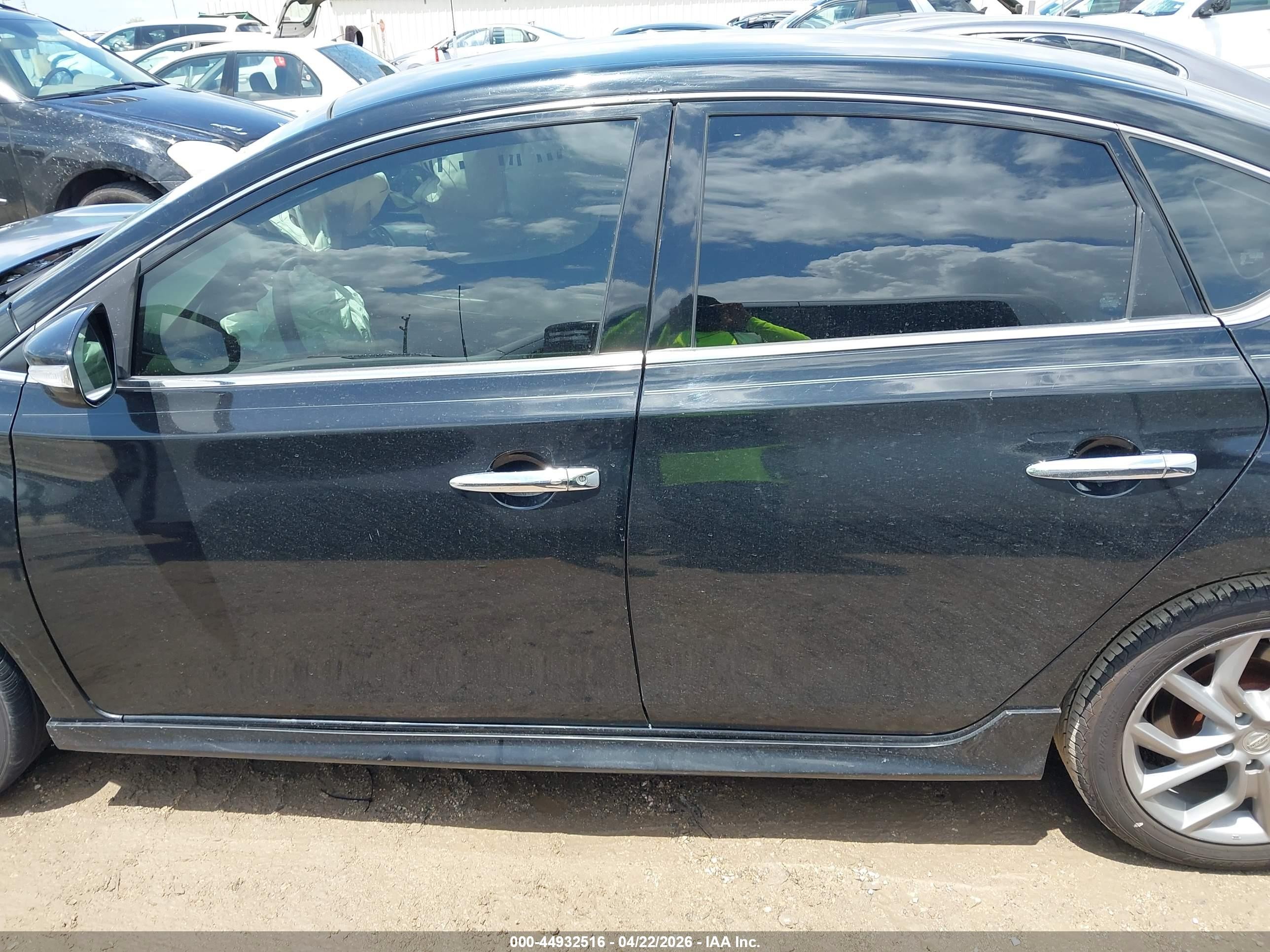 2015 Nissan Sentra Sr Black vin: 3N1AB7AP9FY219611