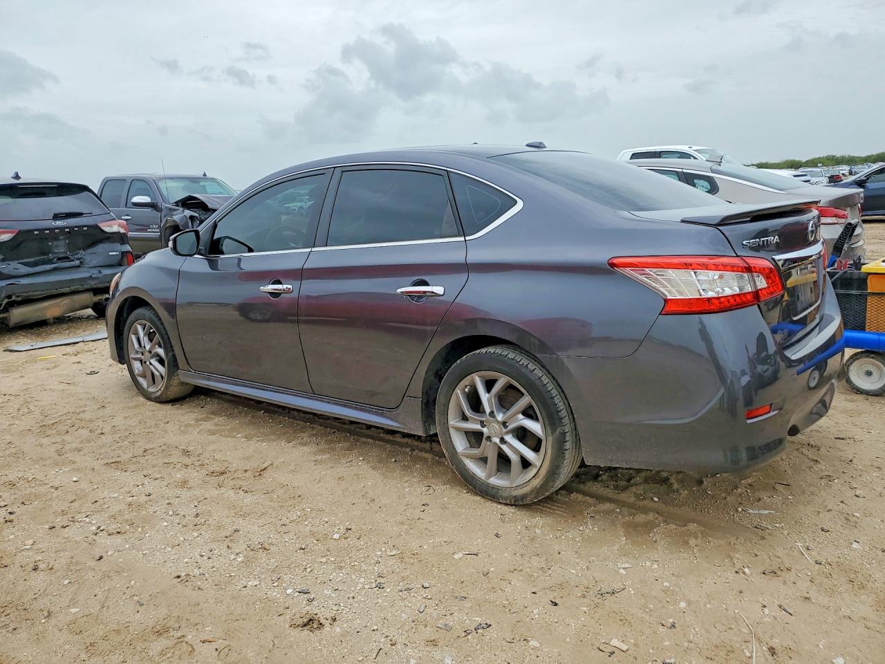 2015 Nissan Sentra Sr Серый vin: 3N1AB7AP9FY225389