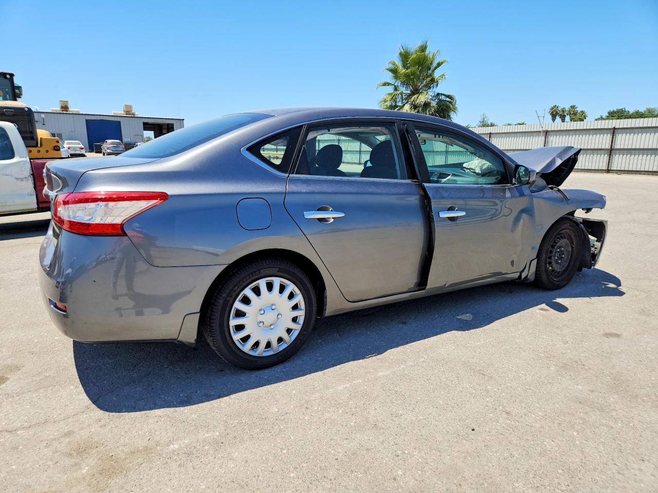 2015 Nissan Sentra S Серый vin: 3N1AB7AP9FY261857
