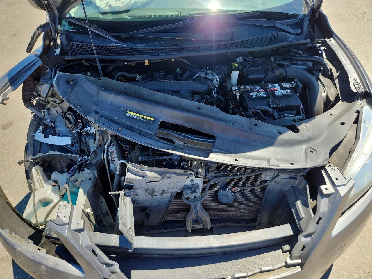 2015 Nissan Sentra S Серый vin: 3N1AB7AP9FY261857