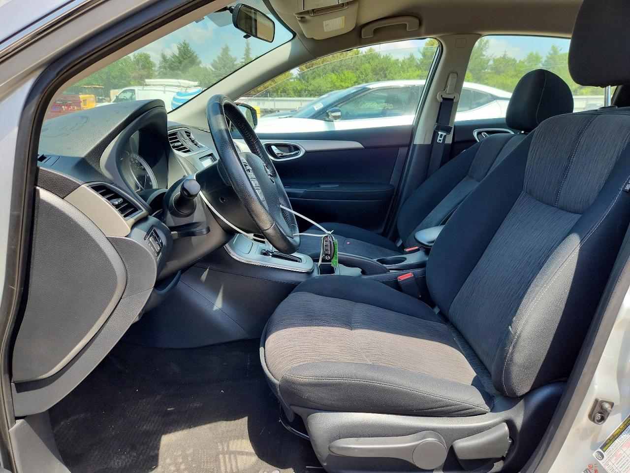2015 Nissan Sentra Sv Silver vin: 3N1AB7AP9FY269263