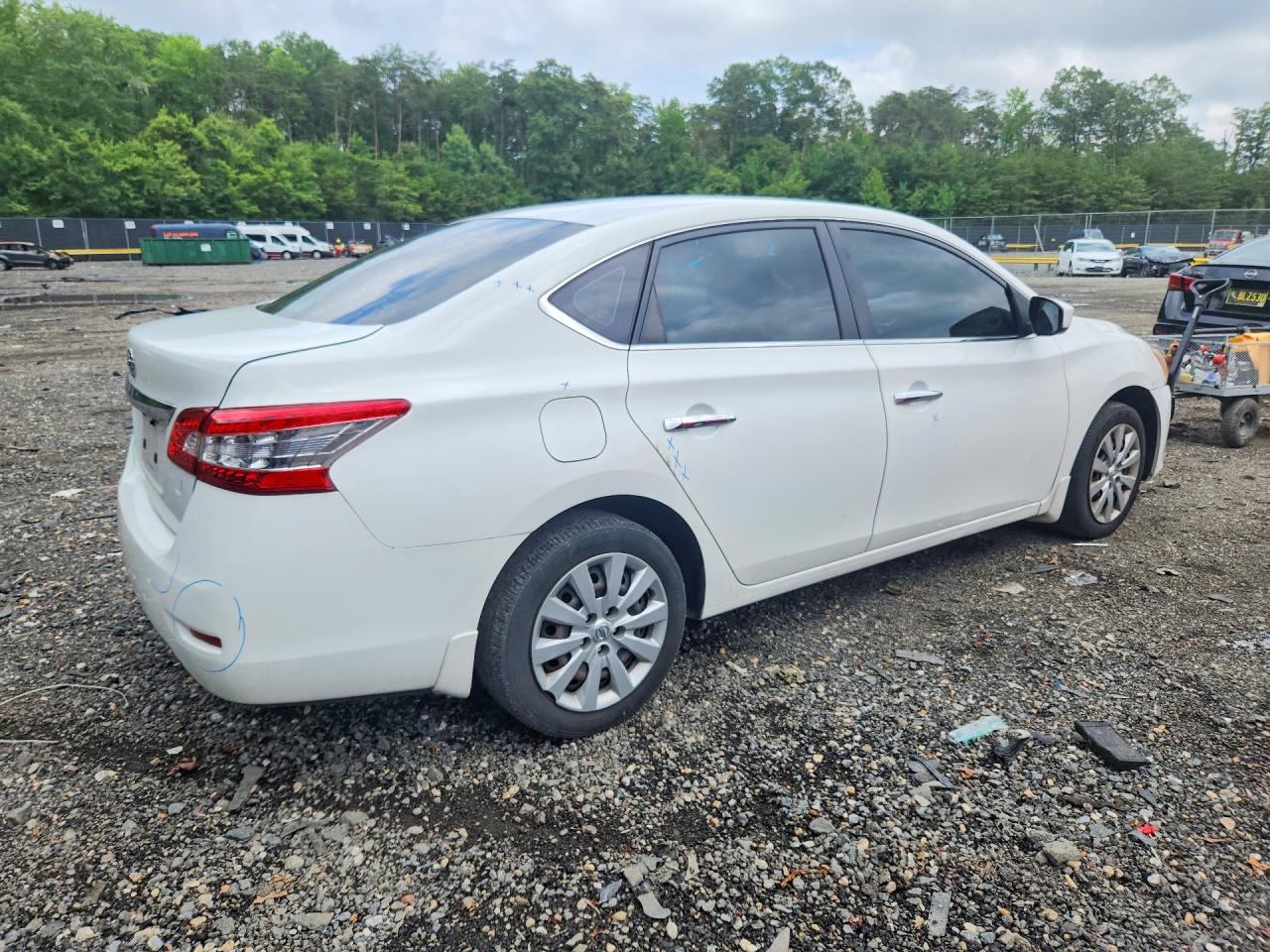 2015 Nissan Sentra S White vin: 3N1AB7AP9FY284975