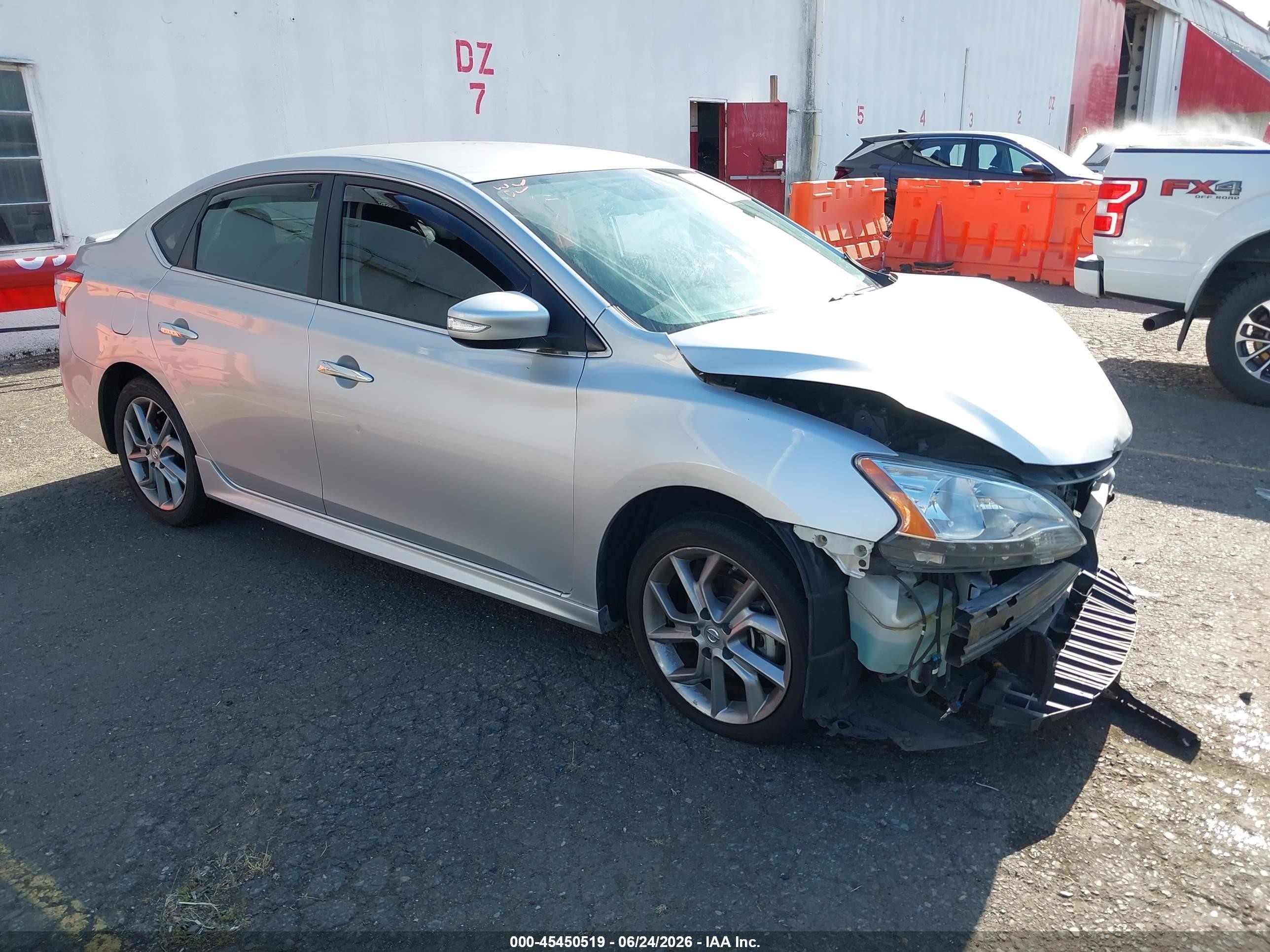 2015 Nissan Sentra Sr Silver vin: 3N1AB7AP9FY307204