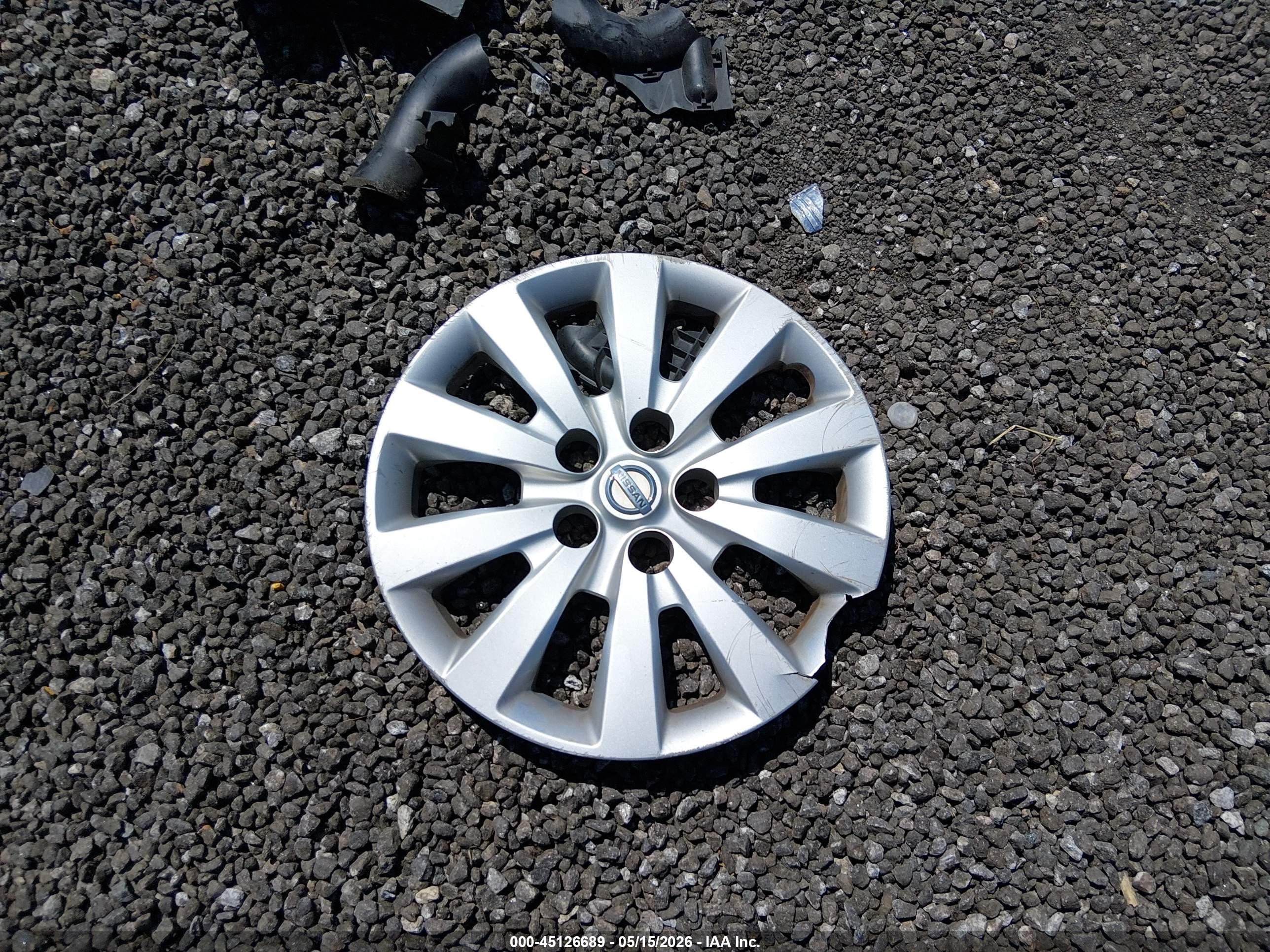 2015 Nissan Sentra Fe+ S Серый vin: 3N1AB7AP9FY307252