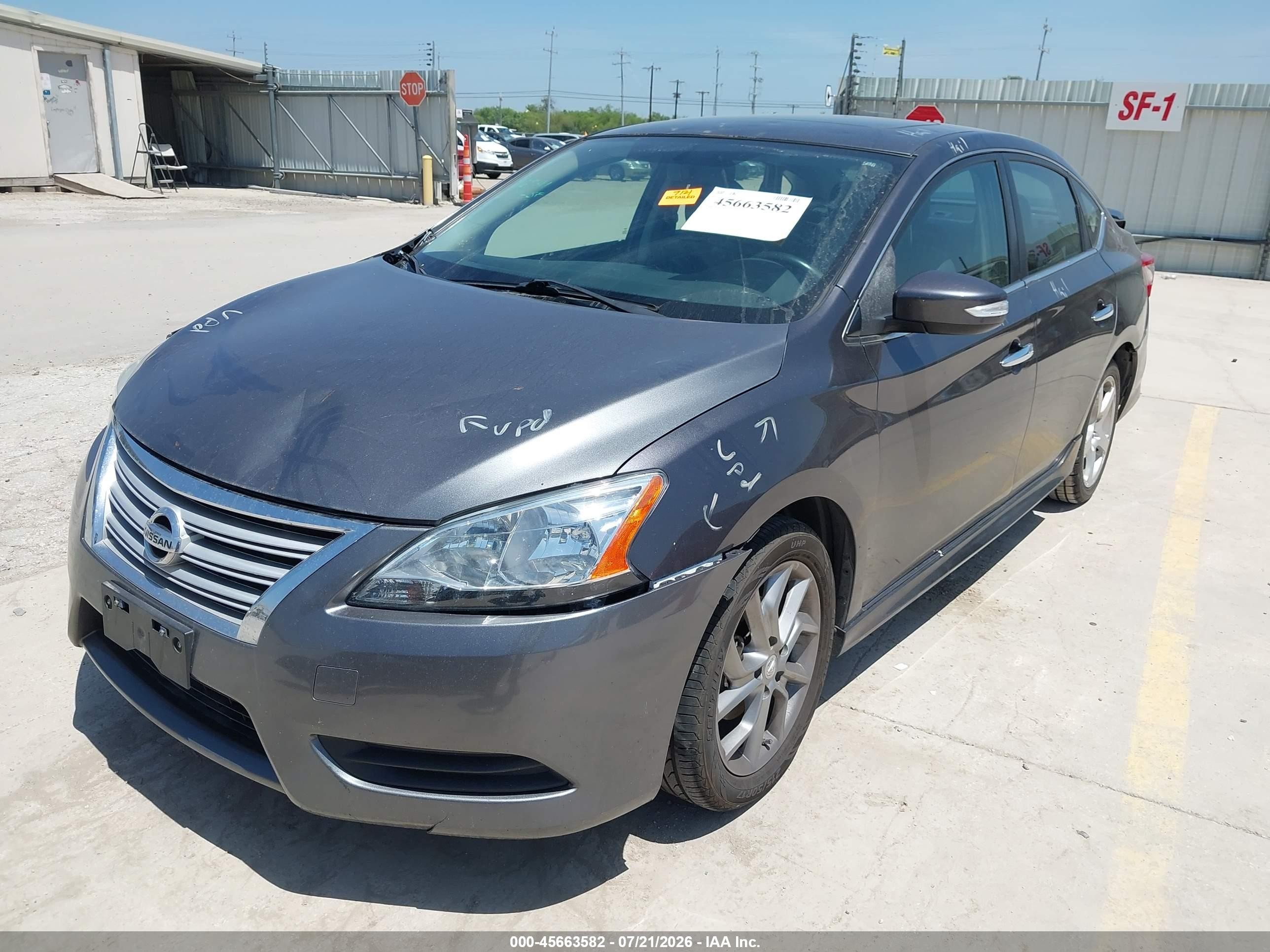 2015 Nissan Sentra Sr Серый vin: 3N1AB7AP9FY308451