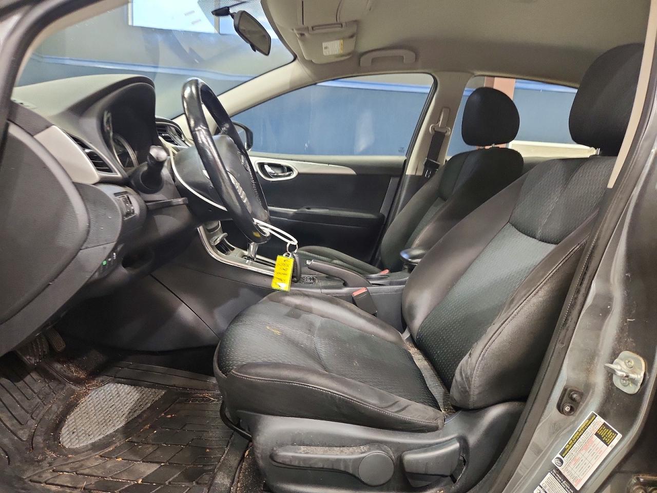 2015 Nissan Sentra Gray vin: 3N1AB7AP9FY313679