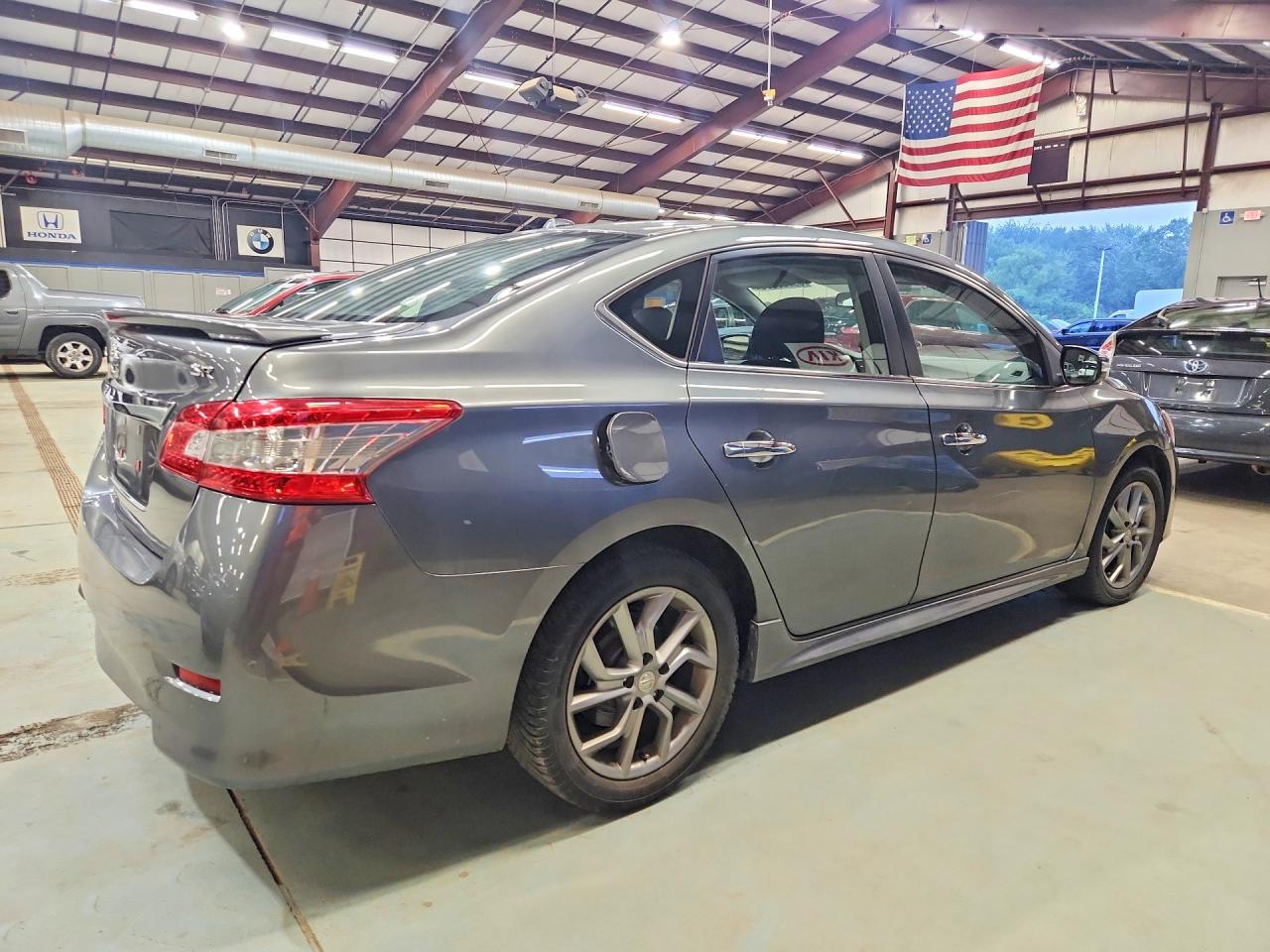 2015 Nissan Sentra Gray vin: 3N1AB7AP9FY313679