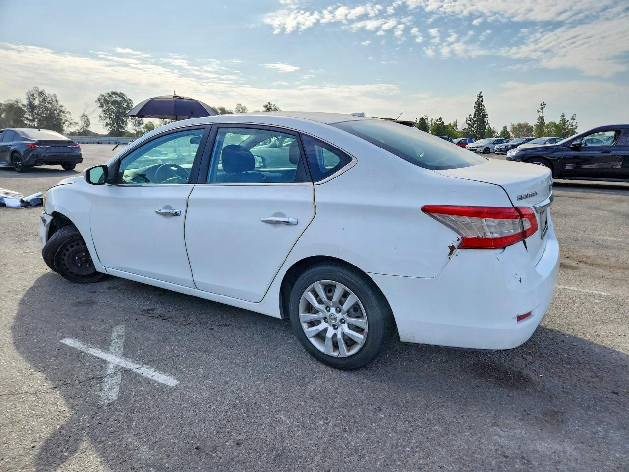 2015 Nissan Sentra Sv Белый vin: 3N1AB7AP9FY325248