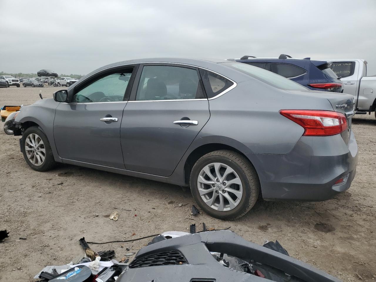 2017 Niss Sentra Серый vin: 3N1AB7AP9HY310980