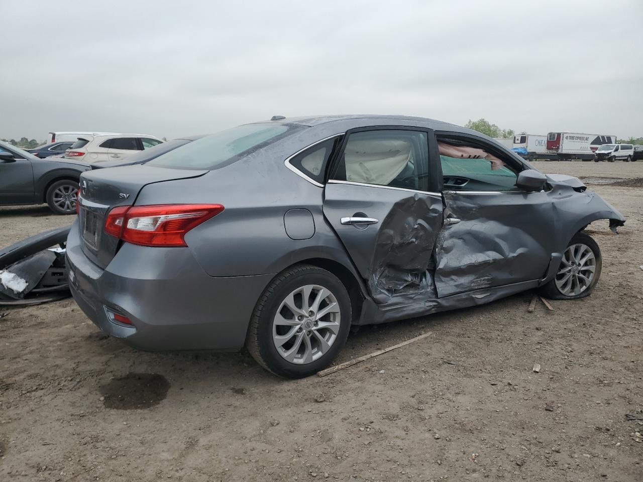 2017 Niss Sentra Серый vin: 3N1AB7AP9HY310980