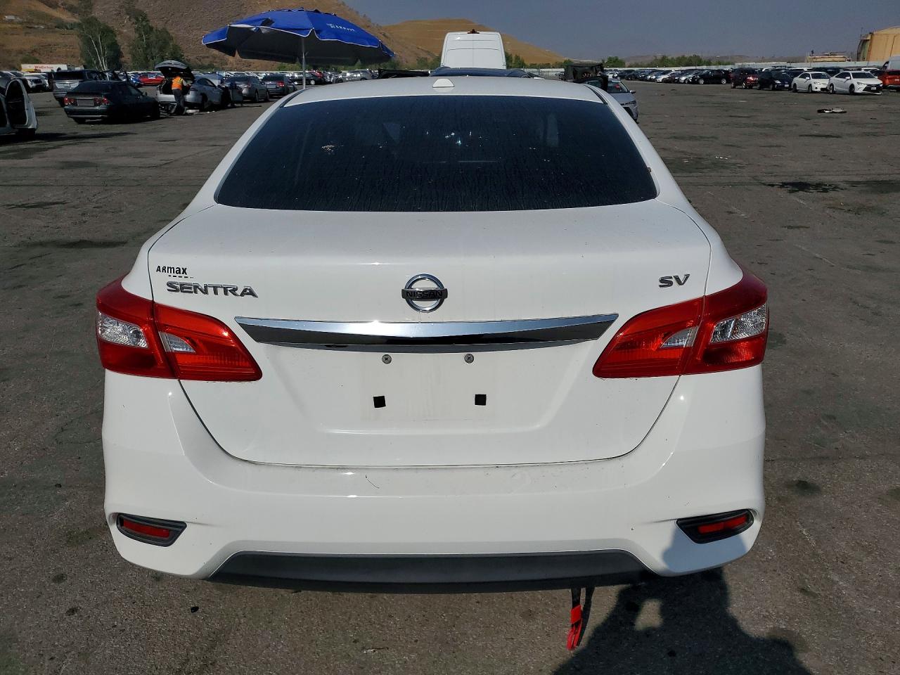 2017 Nissan Sentra Sv Белый vin: 3N1AB7AP9HY391267