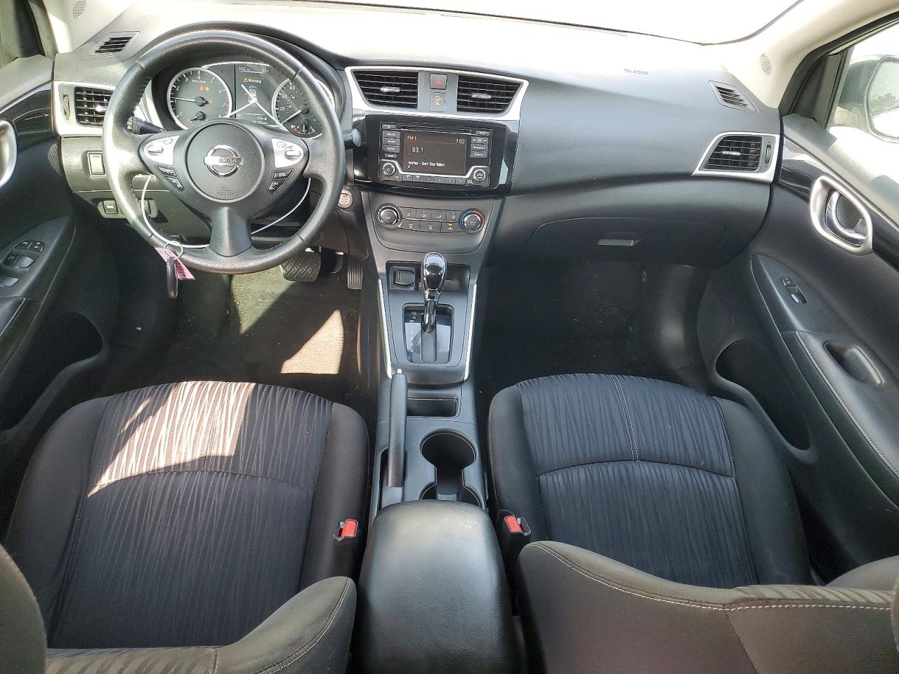 2017 Nissan Sentra Sv Белый vin: 3N1AB7AP9HY391267