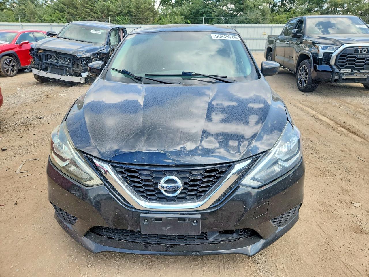 2018 Nissan Sentra S Черный vin: 3N1AB7AP9JY305655