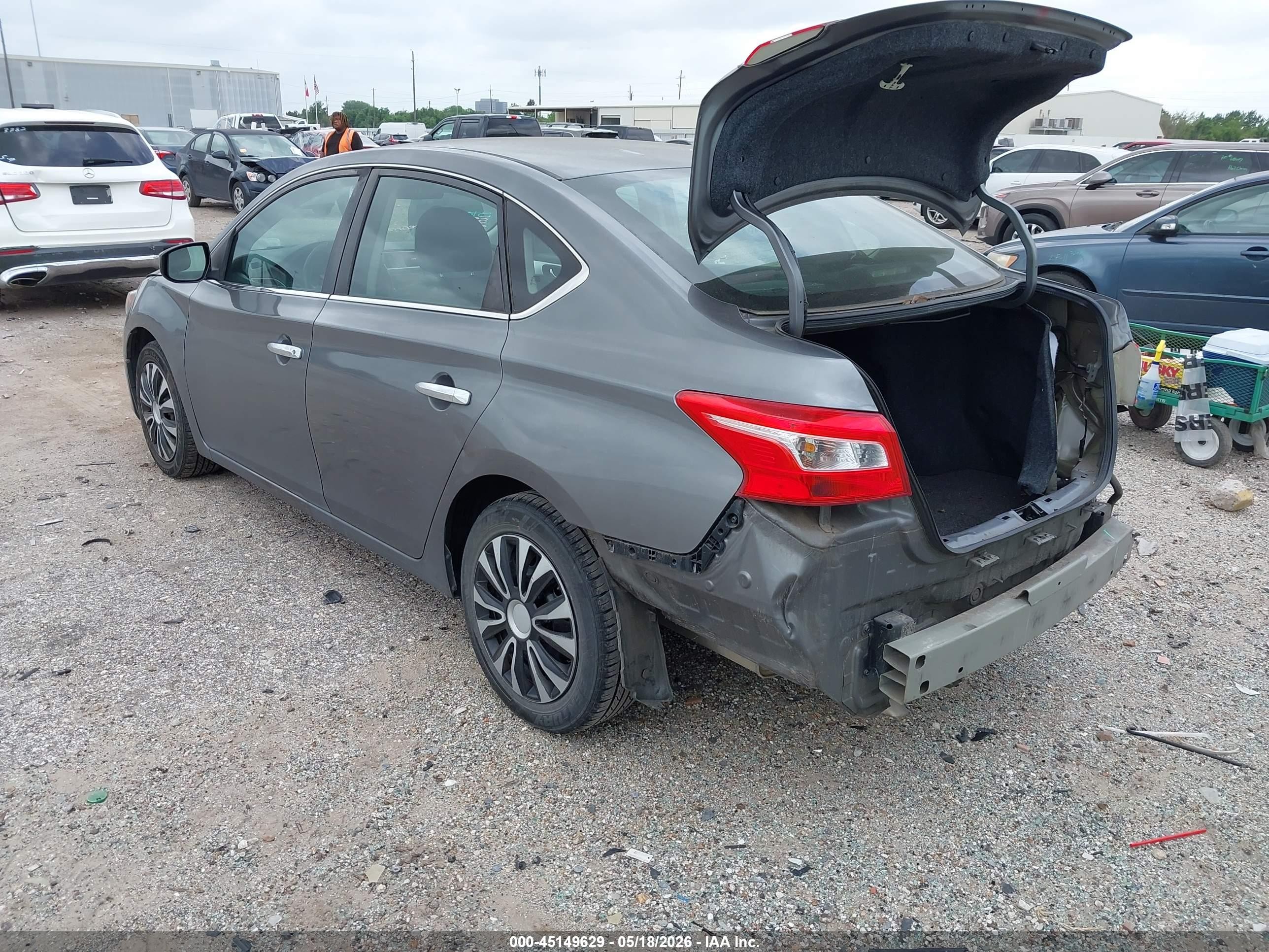 2018 Nissan Sentra S Серый vin: 3N1AB7AP9JY306790