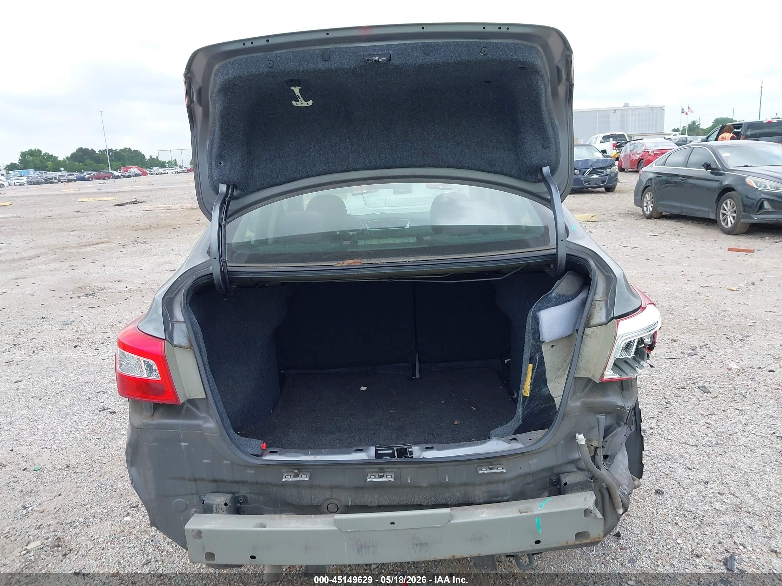 2018 Nissan Sentra S Серый vin: 3N1AB7AP9JY306790