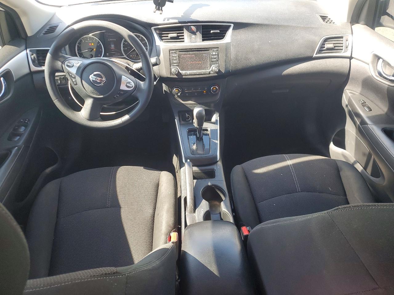 2018 Nissan Sentra S White vin: 3N1AB7AP9JY320141