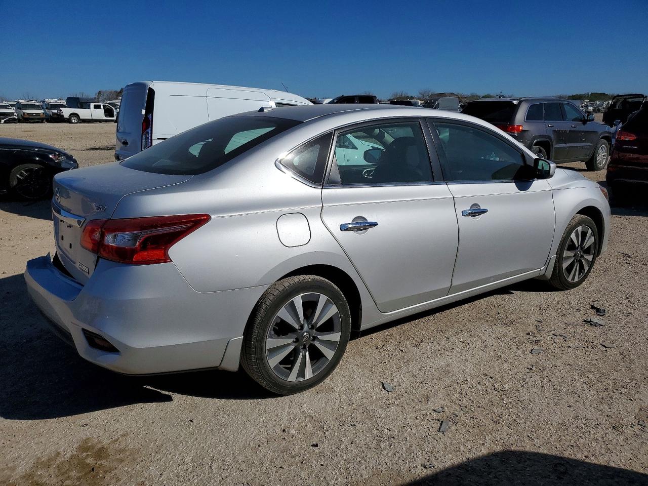 2019 Nissan Sentra Sv Серебряный vin: 3N1AB7AP9KY223801