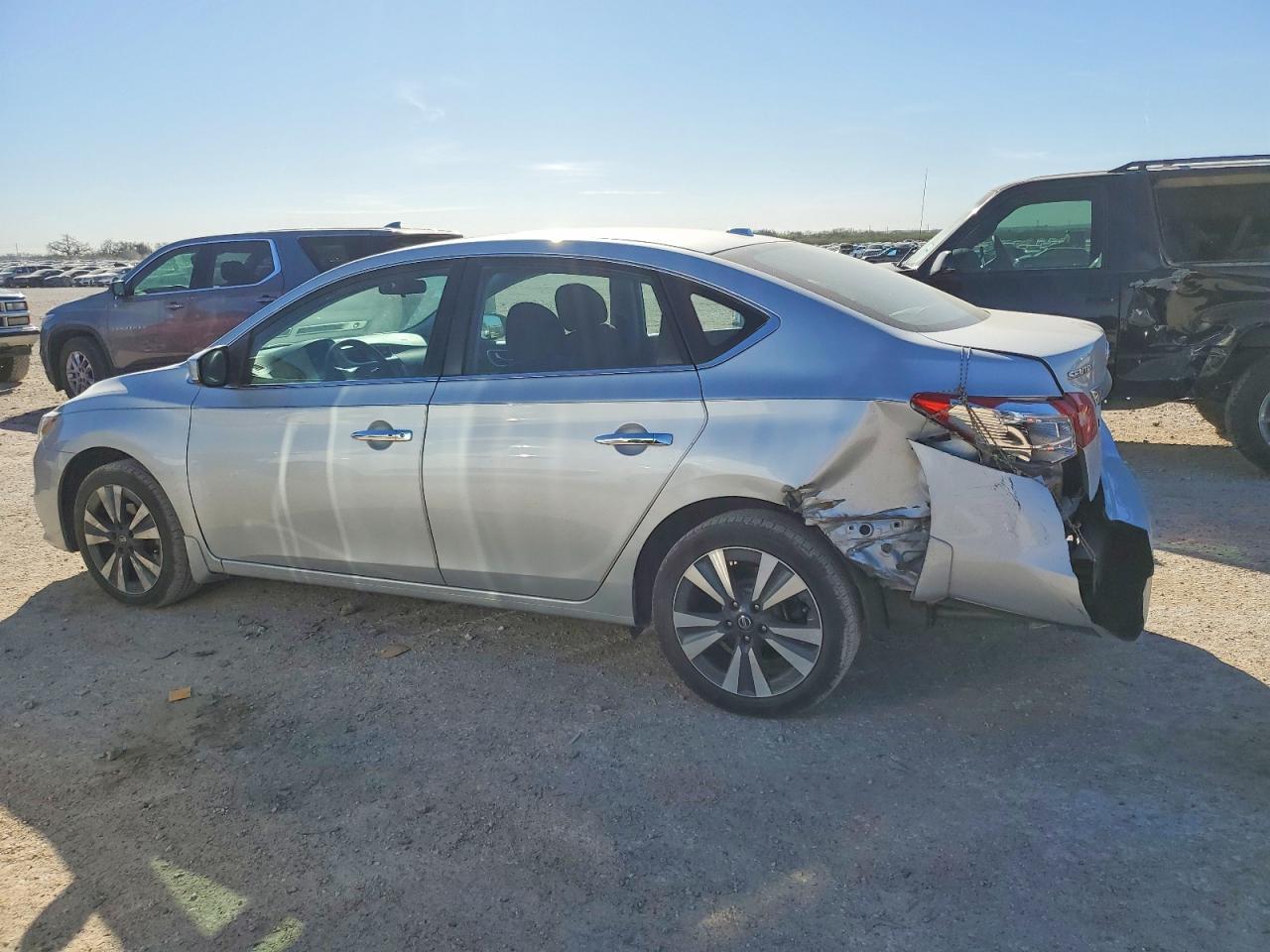 2019 Nissan Sentra Sv Серебряный vin: 3N1AB7AP9KY223801